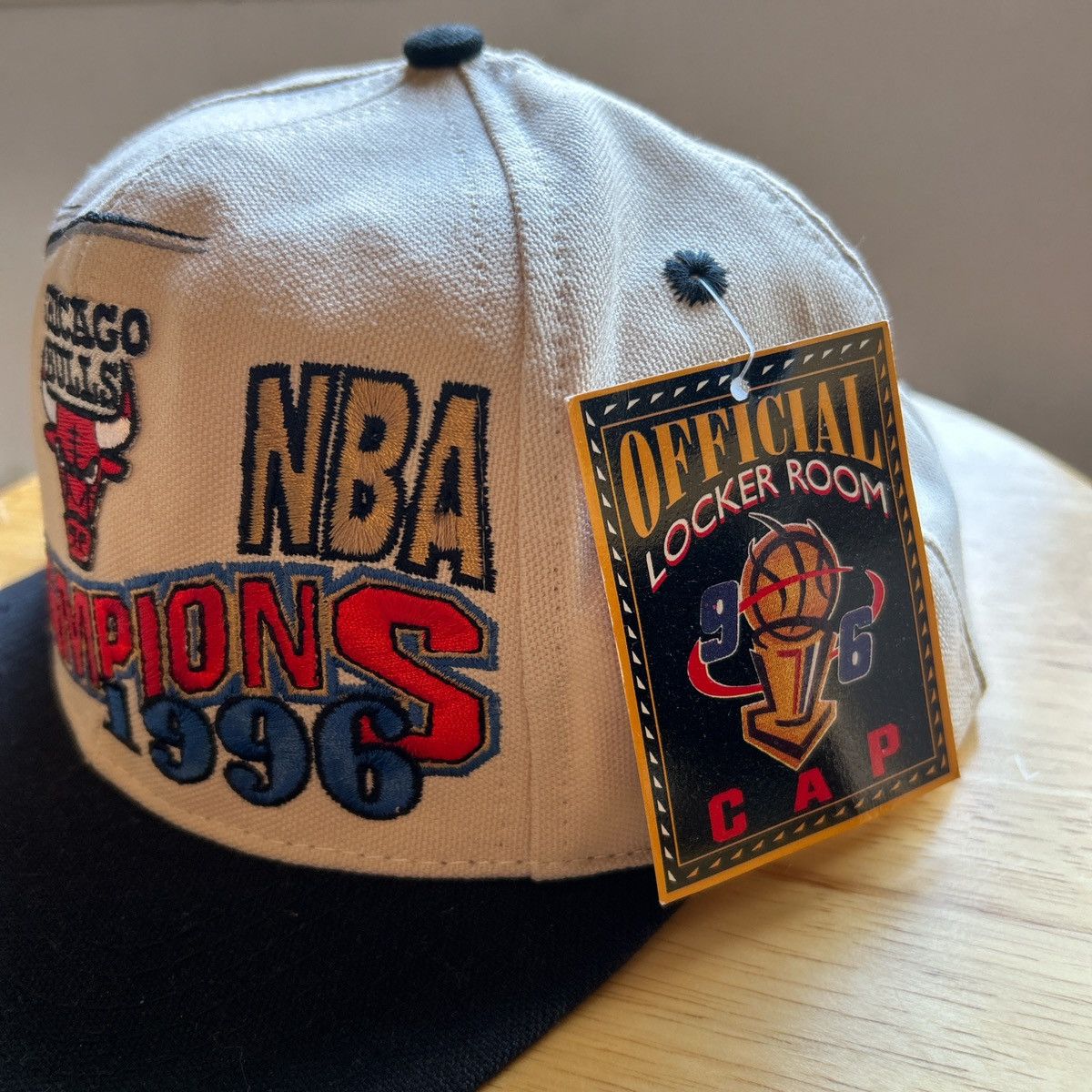 Logo Athletic × NBA × Vintage Vintage 1996 Chicago Bulls Champions NWT Logo Athletic Hat Size ONE SIZE - 5 Thumbnail