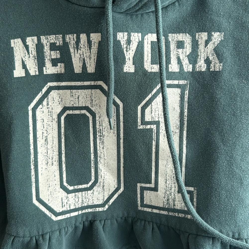 Designer New York ruffle hem crop sweatshirt Size S / US 4 / IT 40 - 2 Thumbnail