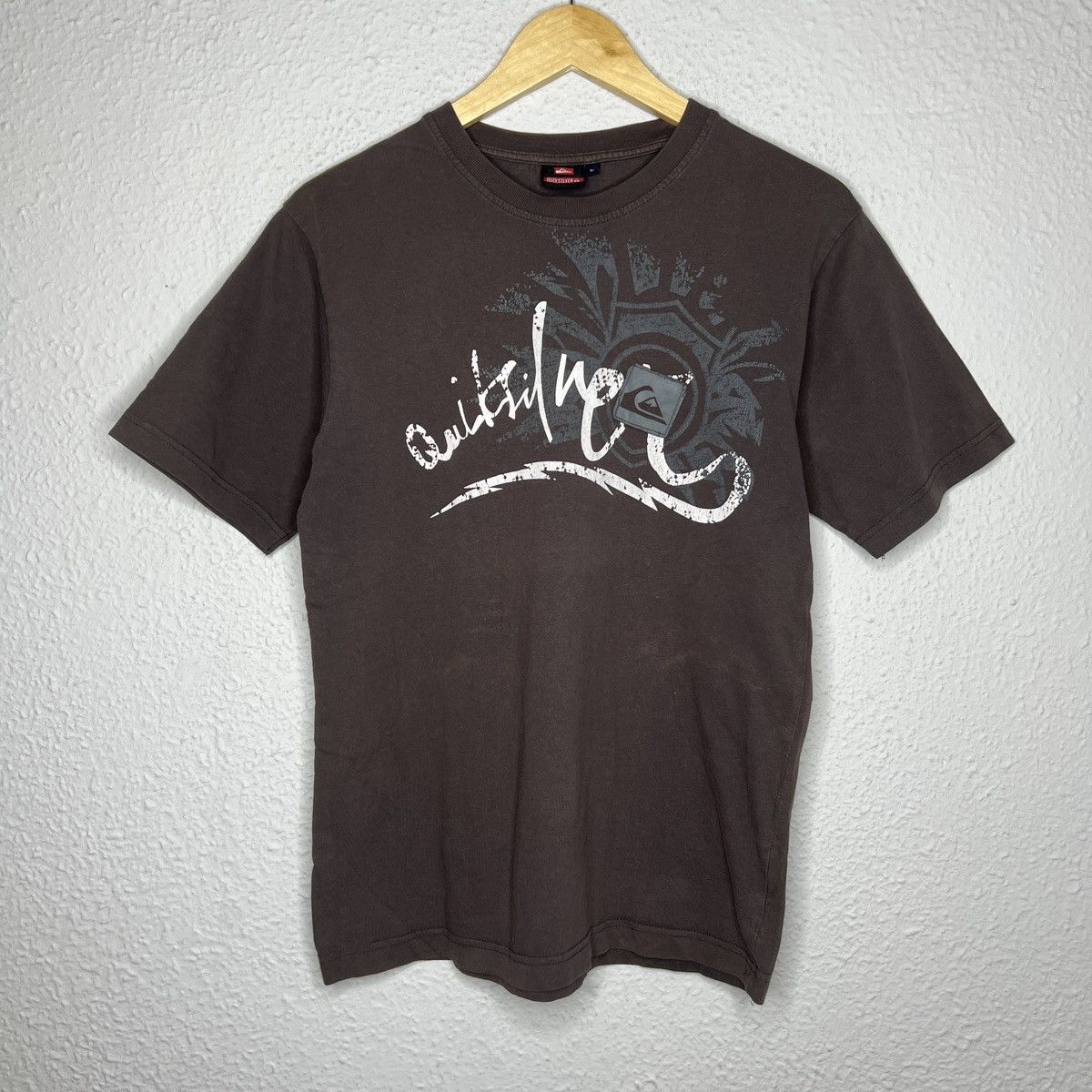 Quiksilver Vintage 90s Quiksilver Brown Tee Tshirt Surf Style Surfing Size US M / EU 48-50 / 2 - 1 Thumbnail