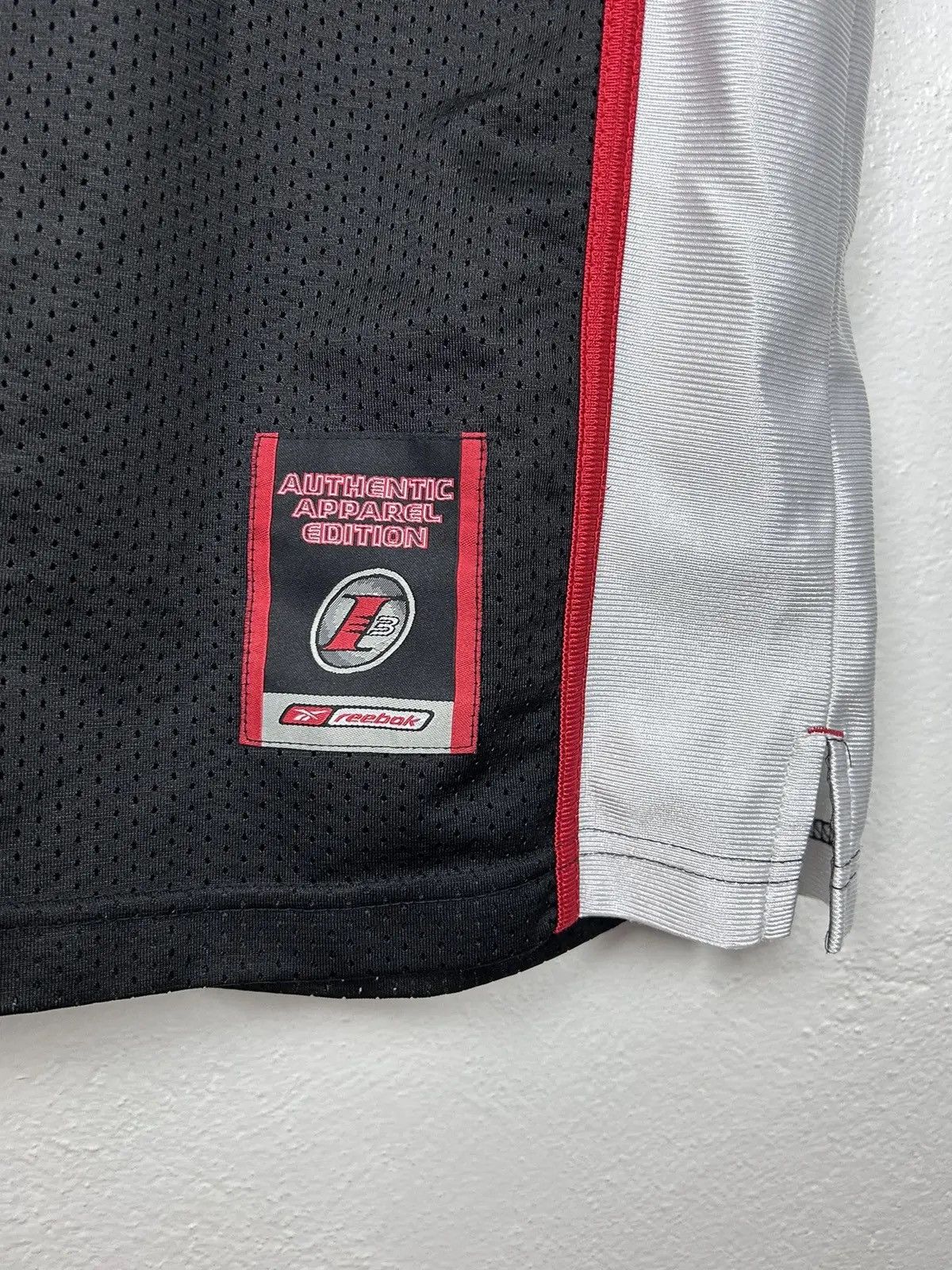 NBA 00s Vintage Allen Iverson I3 Sportswear Reebok NBA Jersey Size US XL / EU 56 / 4 - 4 Thumbnail