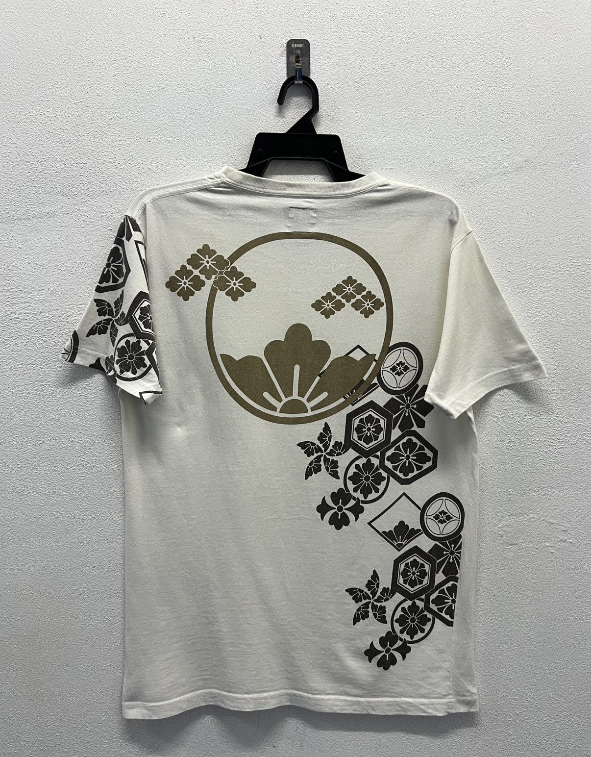 Japanese Brand × Vintage VINTAGE JAPANESE BRAND YAKUZA PATTERN SHIRT Size US M / EU 48-50 / 2 - 1 Thumbnail