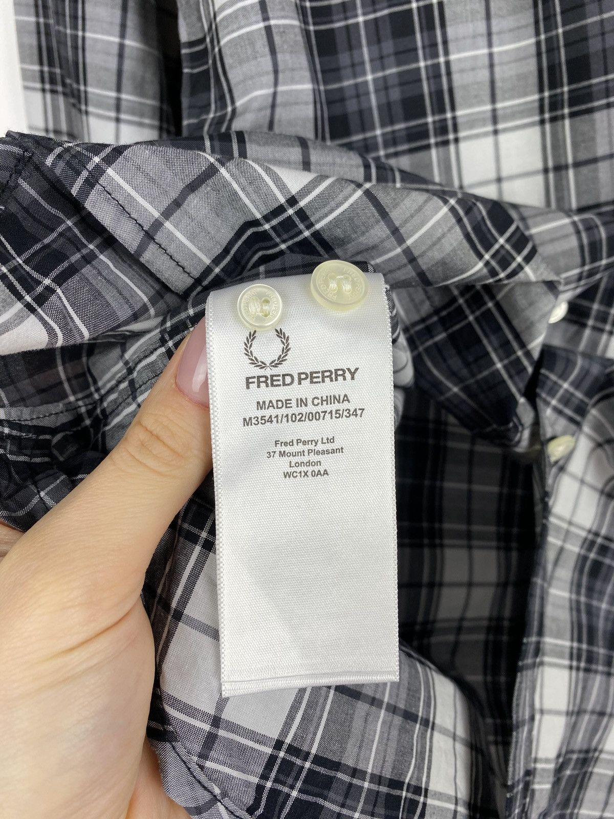 Fred Perry FP Fred Perry men’s long sleeve checked button up shirt Size US M / EU 48-50 / 2 - 13 Thumbnail