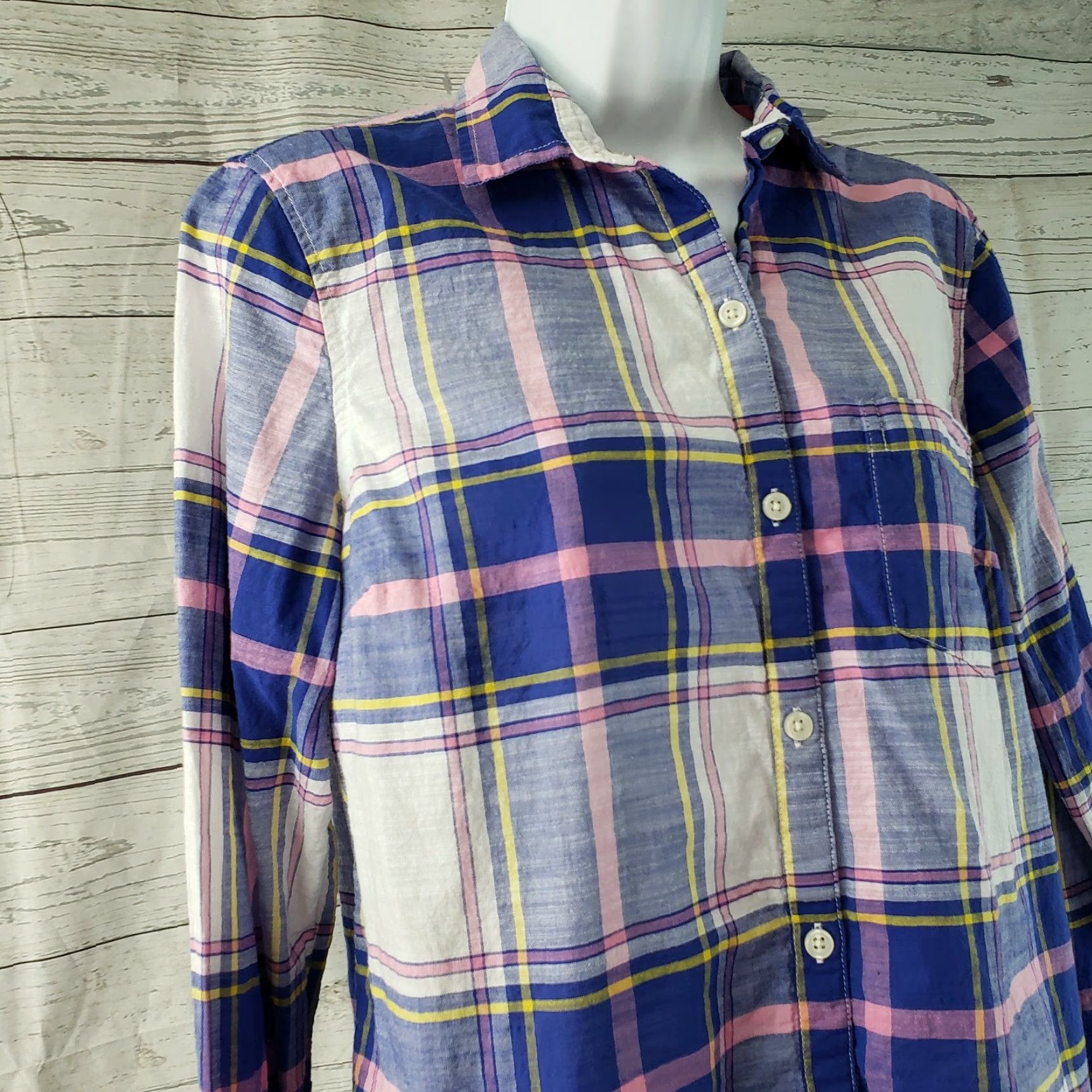 Old Navy Old Navy Womens Button-Up Shirt Sz Medium Pink Blue Plaid Cotton Regular Long Sleeve Casual Womens M Blue Plaid Shirt Size M / US 6-8 / IT 42-44 - 2 Thumbnail