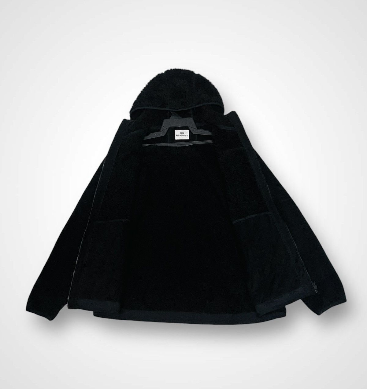 Uniqlo × White Mountaineering Uniqlo X White Mountaineering Hoodie Fleece Jacket (06) Size US L / EU 52-54 / 3 - 4 Thumbnail