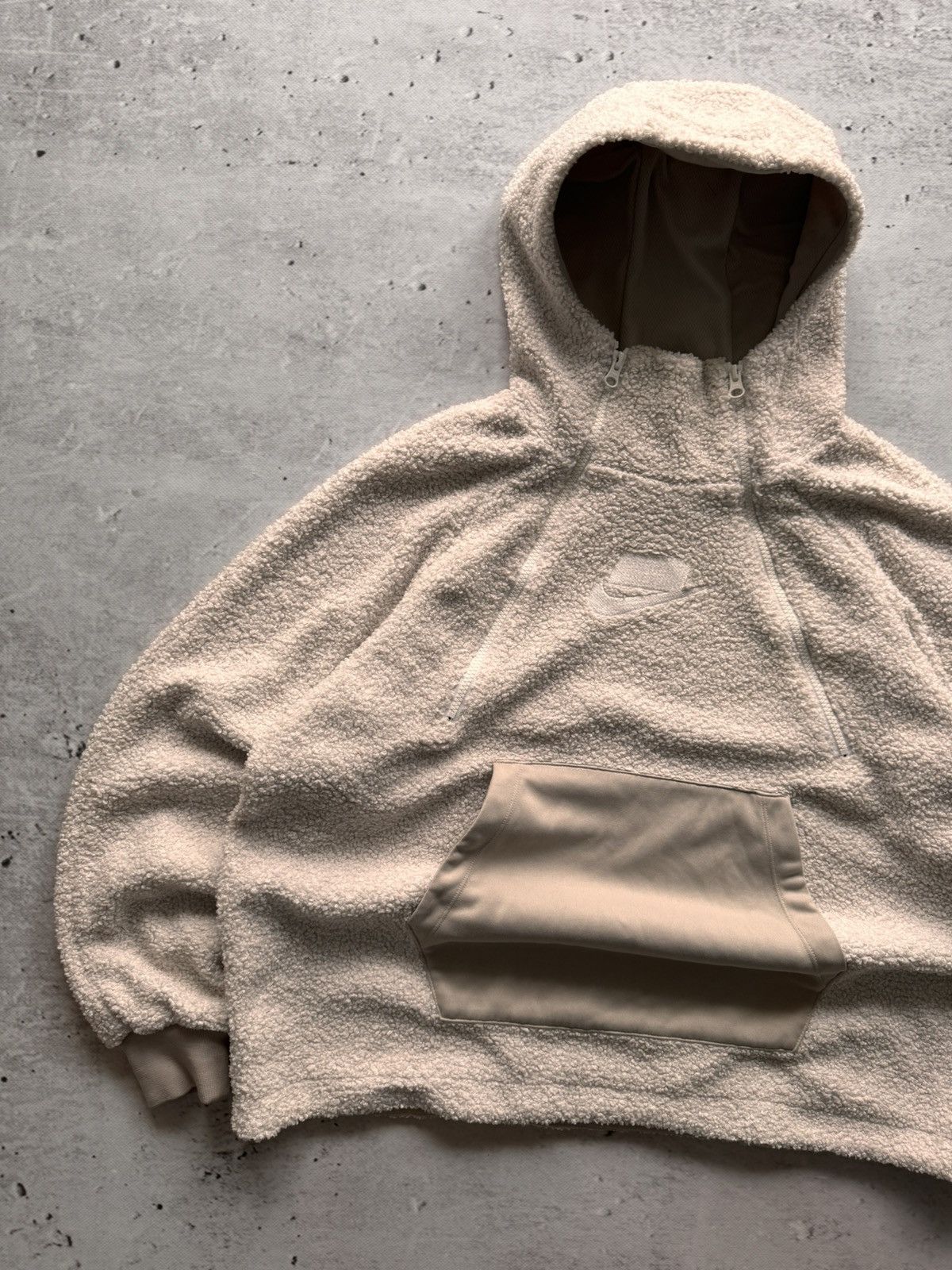 Nike × Vintage NIKE TEDDY VINTAGE CENTER LOGO OVERSIZE HOODIE Size US M / EU 48-50 / 2 - 2 Thumbnail