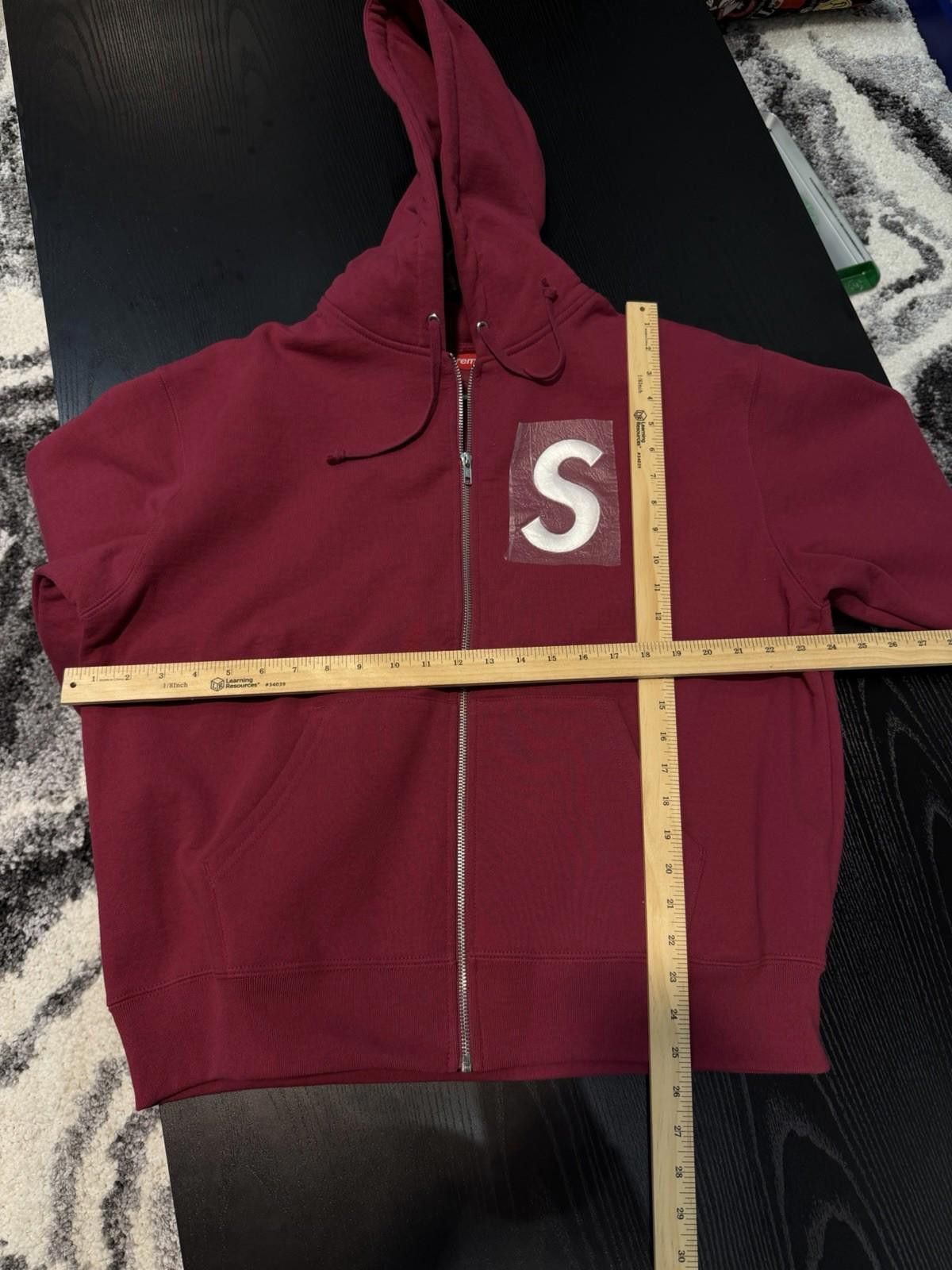 Supreme Supreme S Logo Zip Up Hooded Sweatshirt Red Size (M) NEW Size US M / EU 48-50 / 2 - 7 Thumbnail