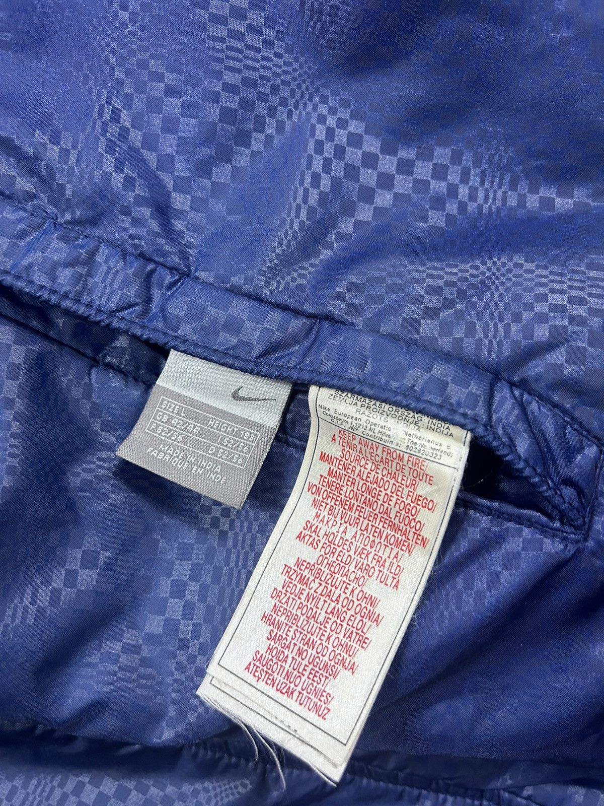 Nike Nike TN jacket reversible padded white navy vintage 2000s Size US L / EU 52-54 / 3 - 8 Thumbnail
