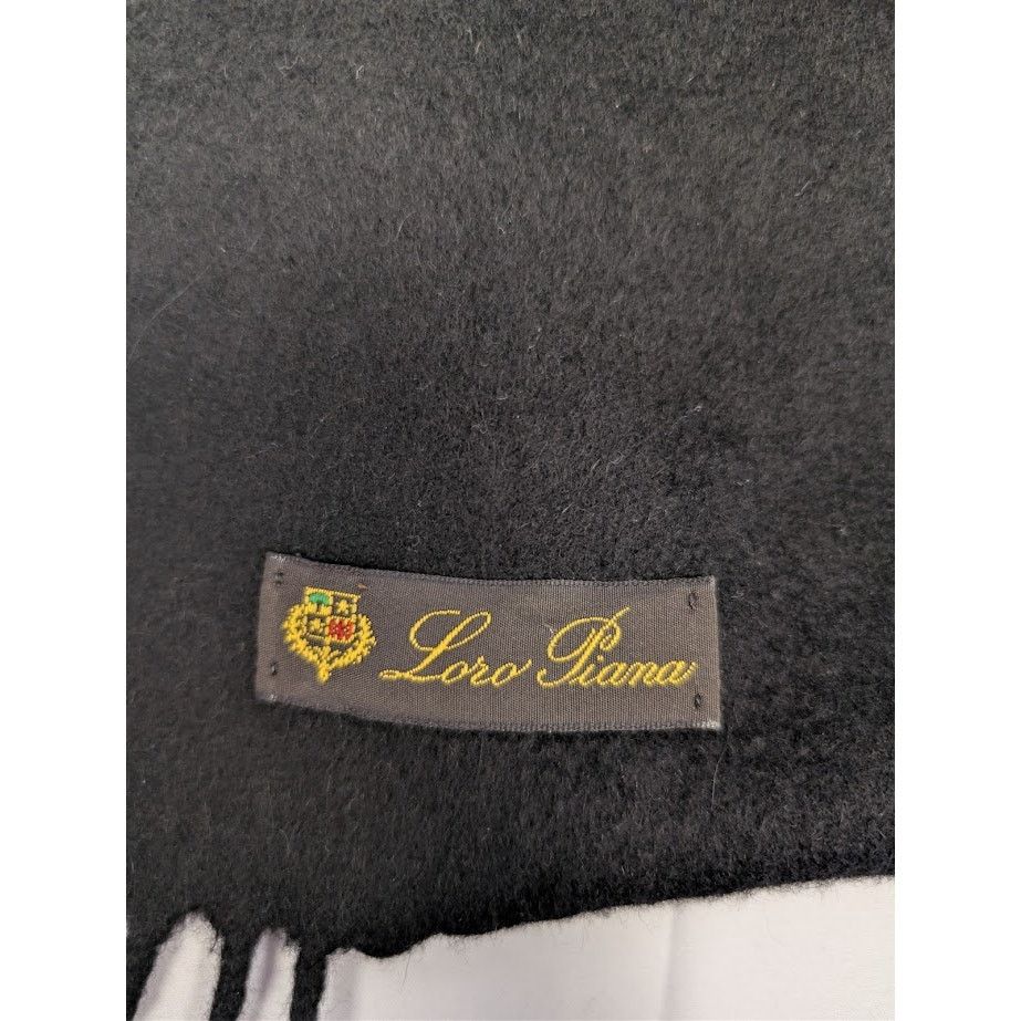 Loro Piana o1rshd1 CC20 Size: OS / Scarves in Black Size ONE SIZE - 11 Thumbnail