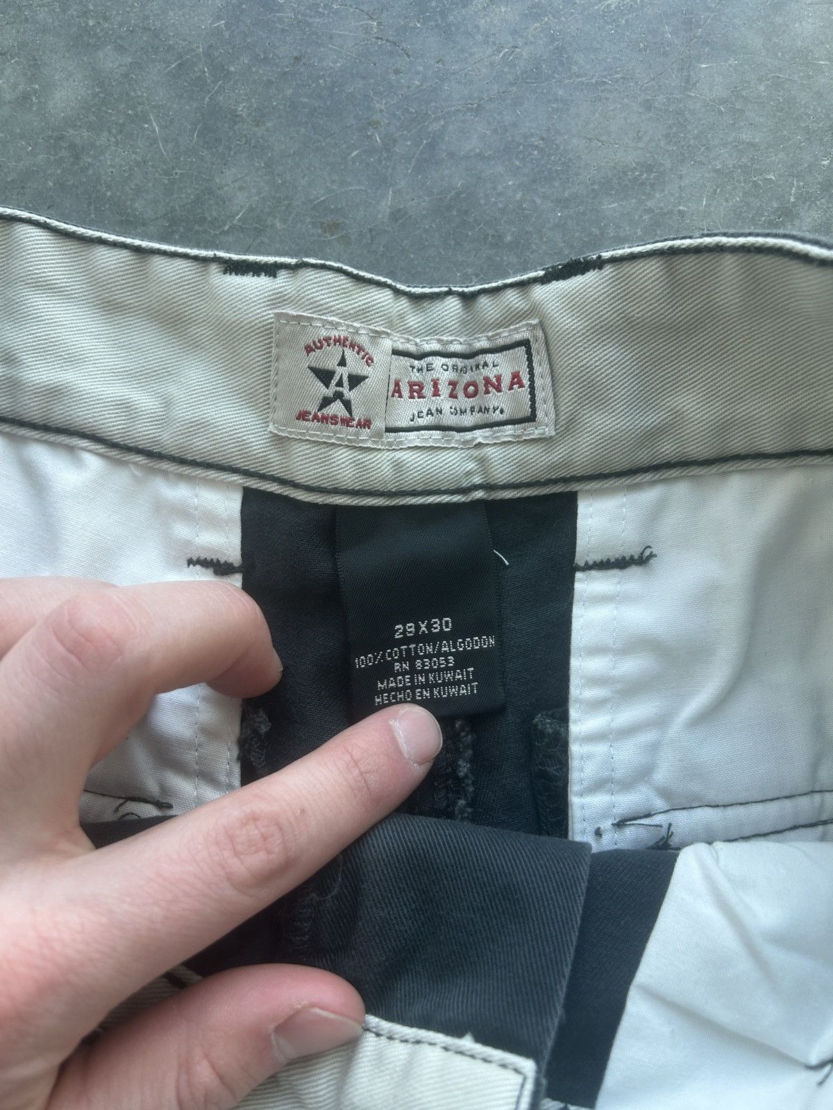 Vintage Vintage Y2K Faded Black Baggy Cargo Pants Size US 29 - 3 Thumbnail