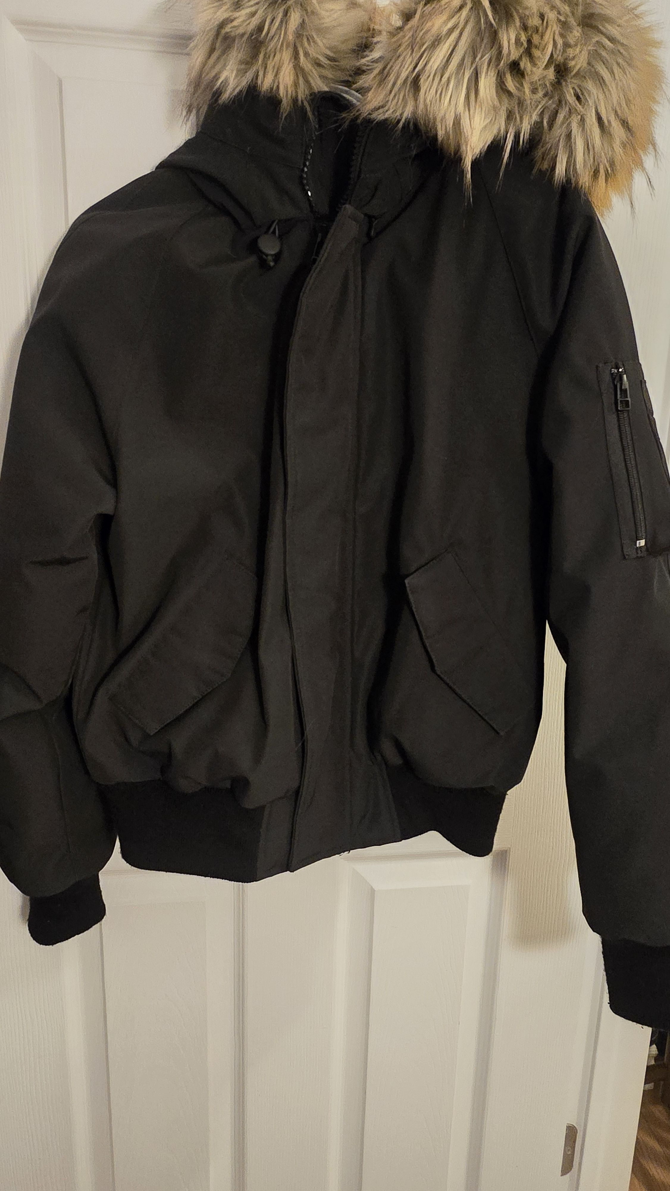 Aritzia Resort Parka