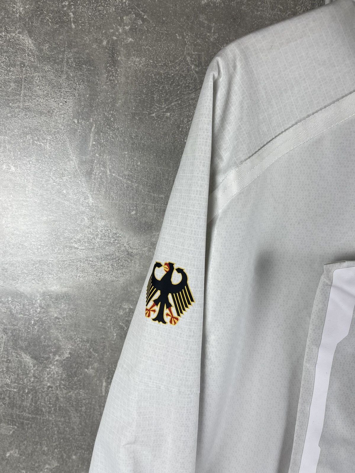 Adidas Adidas Germany Jugend Team Jacket | White Hooded Windbreaker Size US XL / EU 56 / 4 - 9 Thumbnail