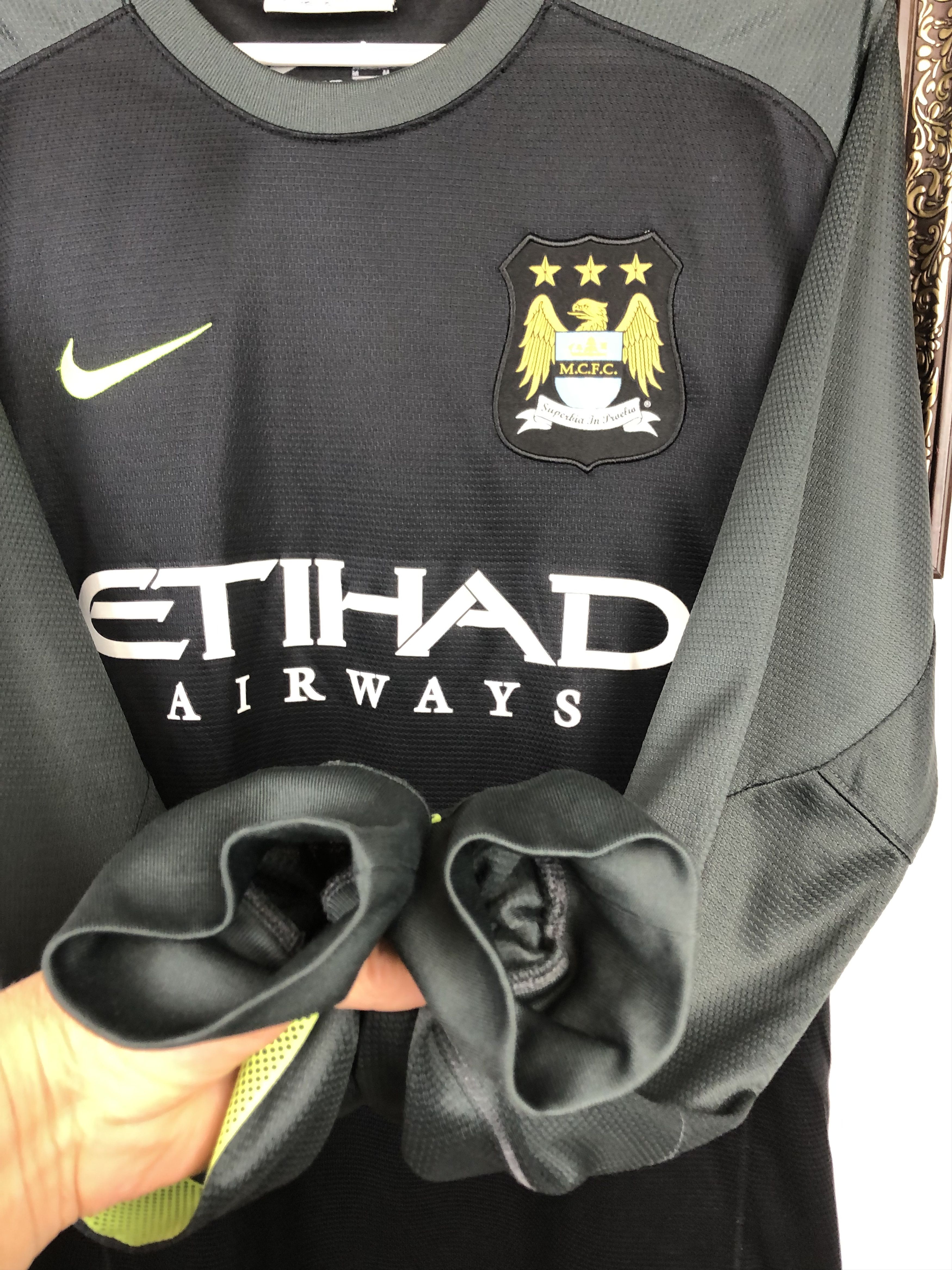 Nike Manchester City Goalkeeper football shirt Nike Soccer Jersey Size US M / EU 48-50 / 2 - 4 Thumbnail