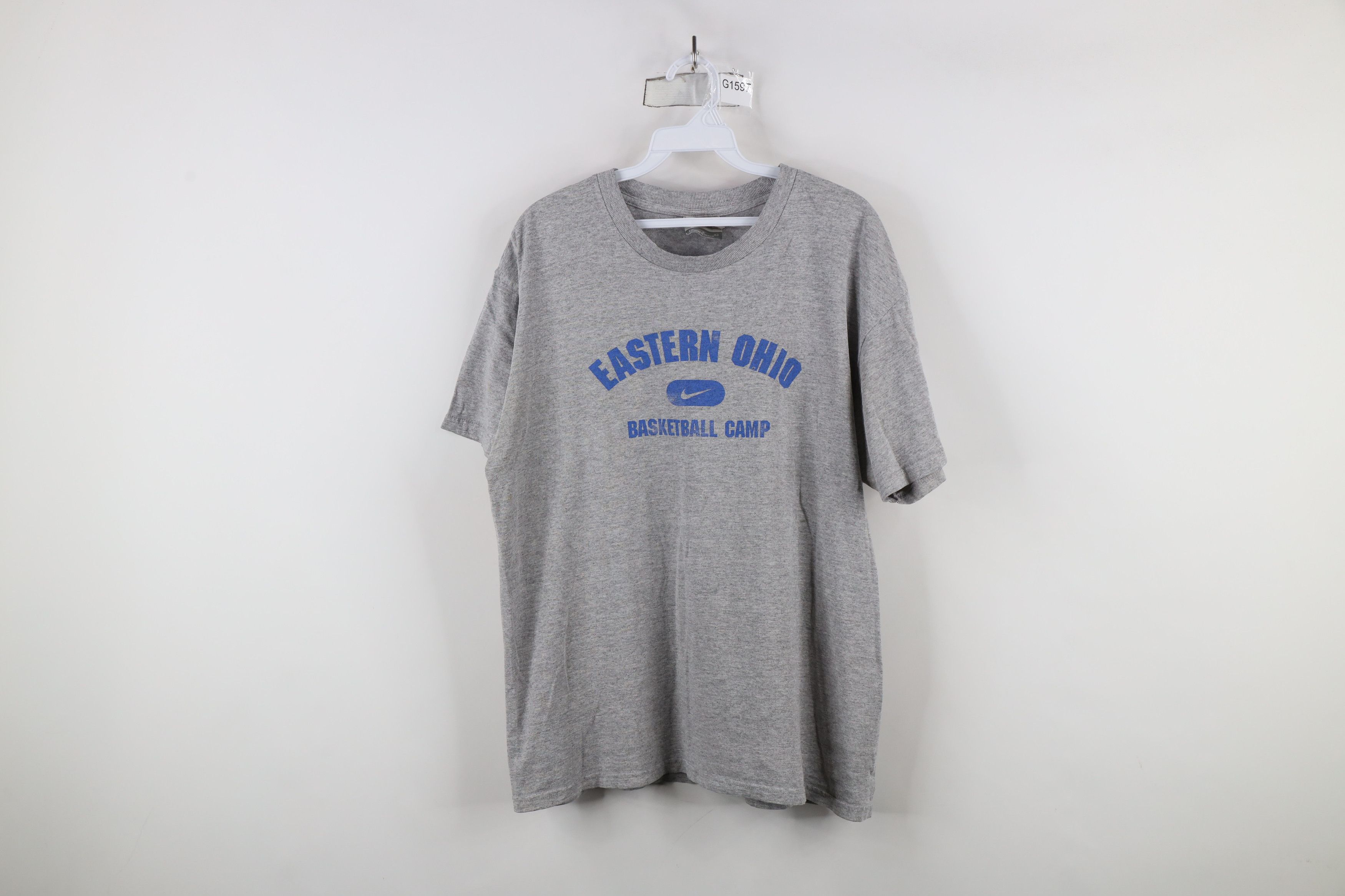 Nike × Vintage Vintage Y2K Nike Swoosh Eastern Ohio Basketball T-Shirt Size US M / EU 48-50 / 2 - 1 Thumbnail
