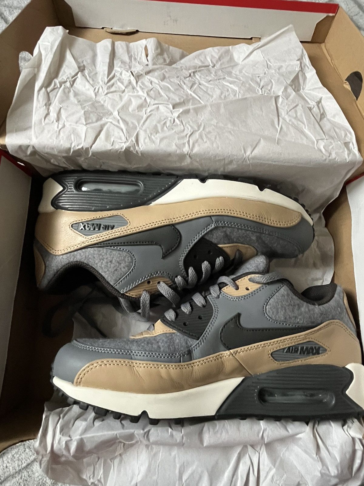 Nike Nike Air Max Size US 9 / EU 42 - 1 Thumbnail