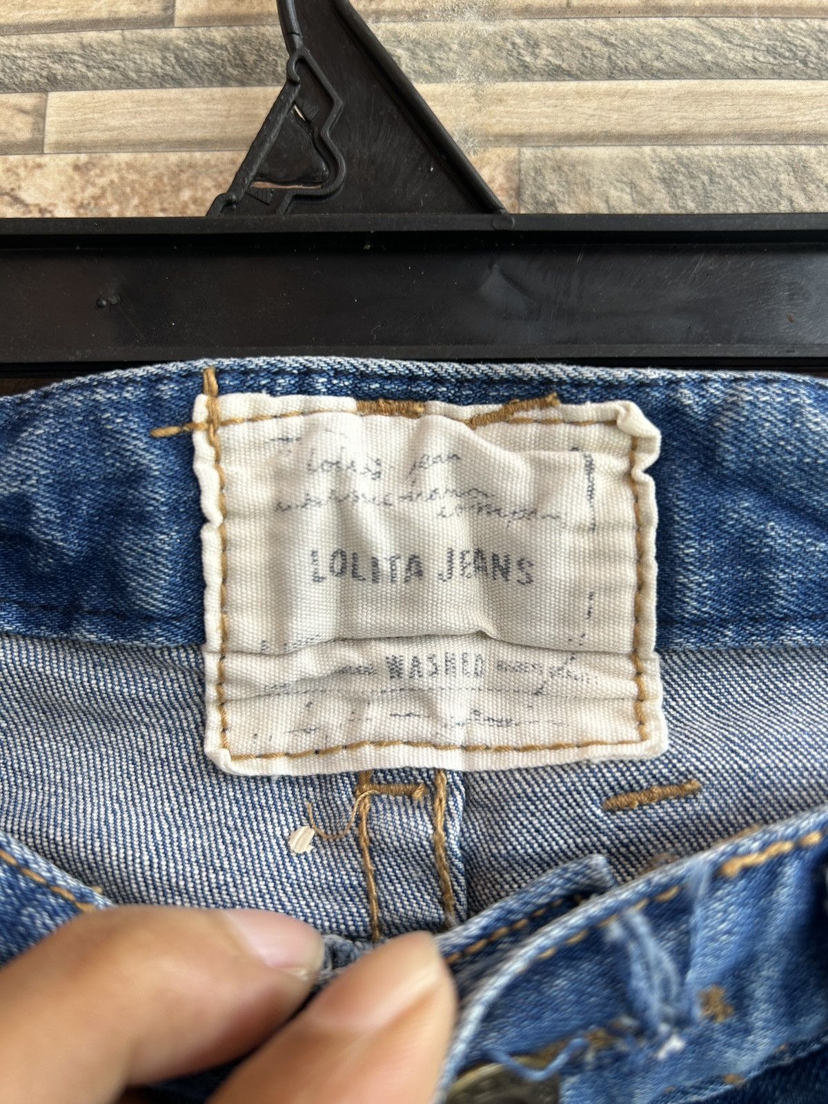 Japanese Brand Distressed Yoshitomo Nara X Lolita Cross Low Rise Jeans Size US 29 - 8 Thumbnail