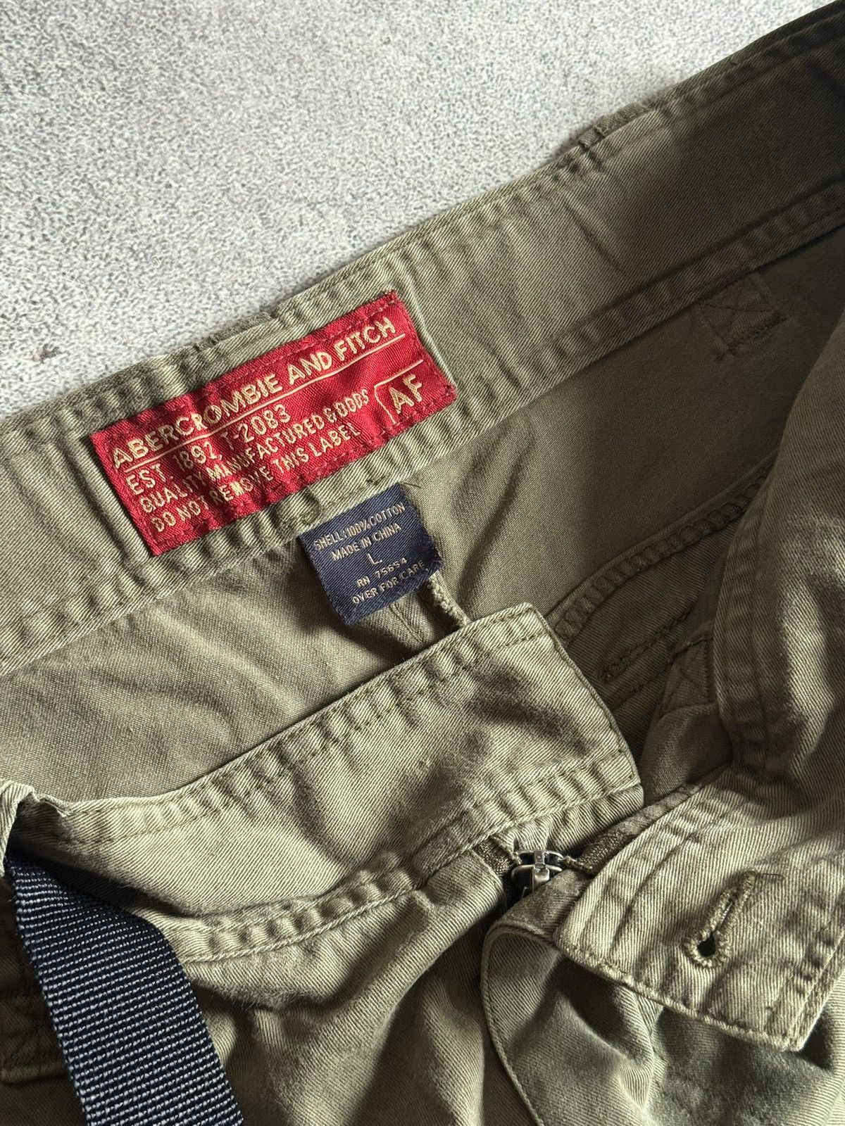 Abercrombie & Fitch Abercrombie & Fitch L transformer baggy cargo pants joggers Size US 34 / EU 50 - 13 Thumbnail