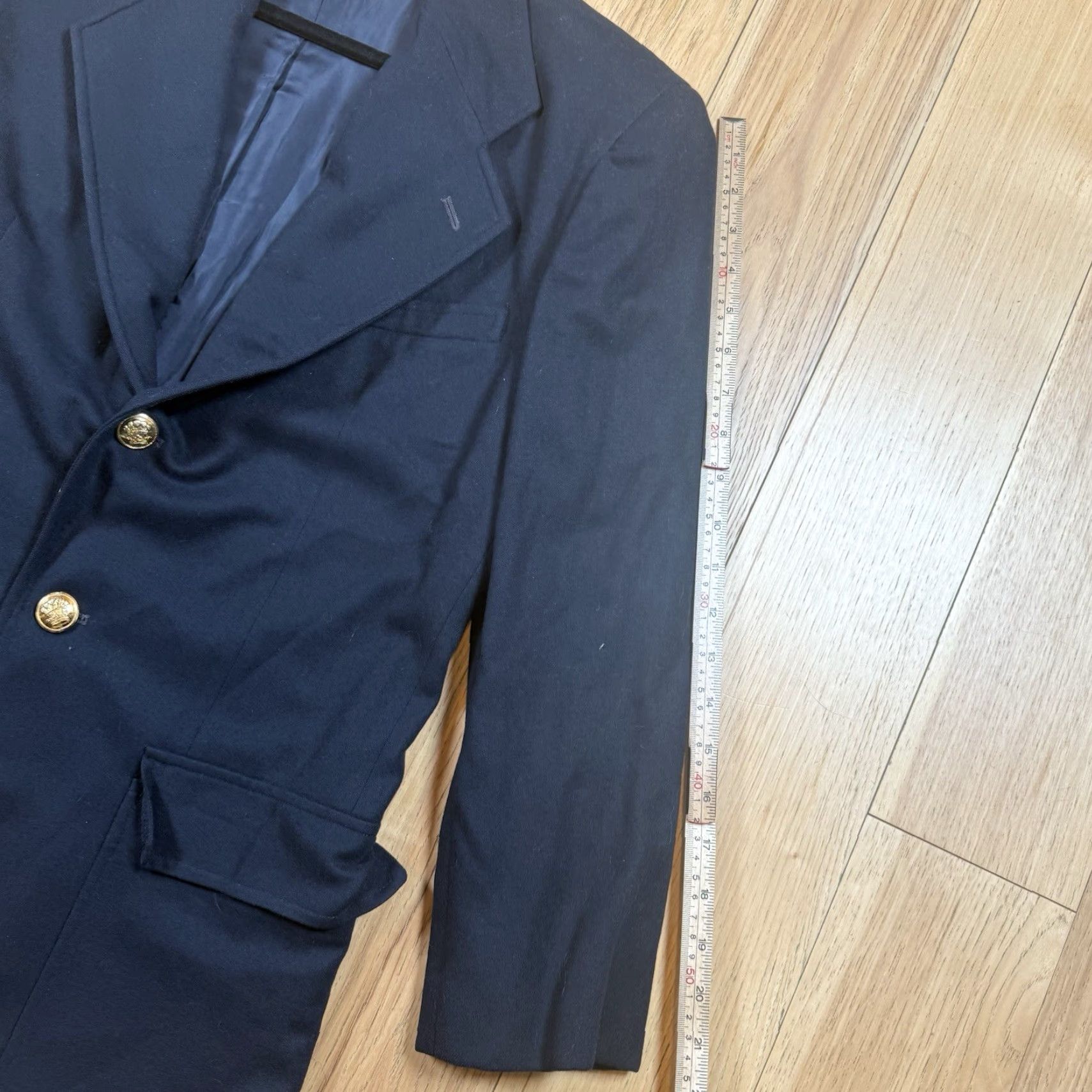 Ralph Lauren VINTAGE Ralph Lauren Wool Blazer Women’s 6 Gold Button USA Made Polo Blazer Overcoat Gold Women USA 6 Mens? Size M / US 6-8 / IT 42-44 - 5 Thumbnail