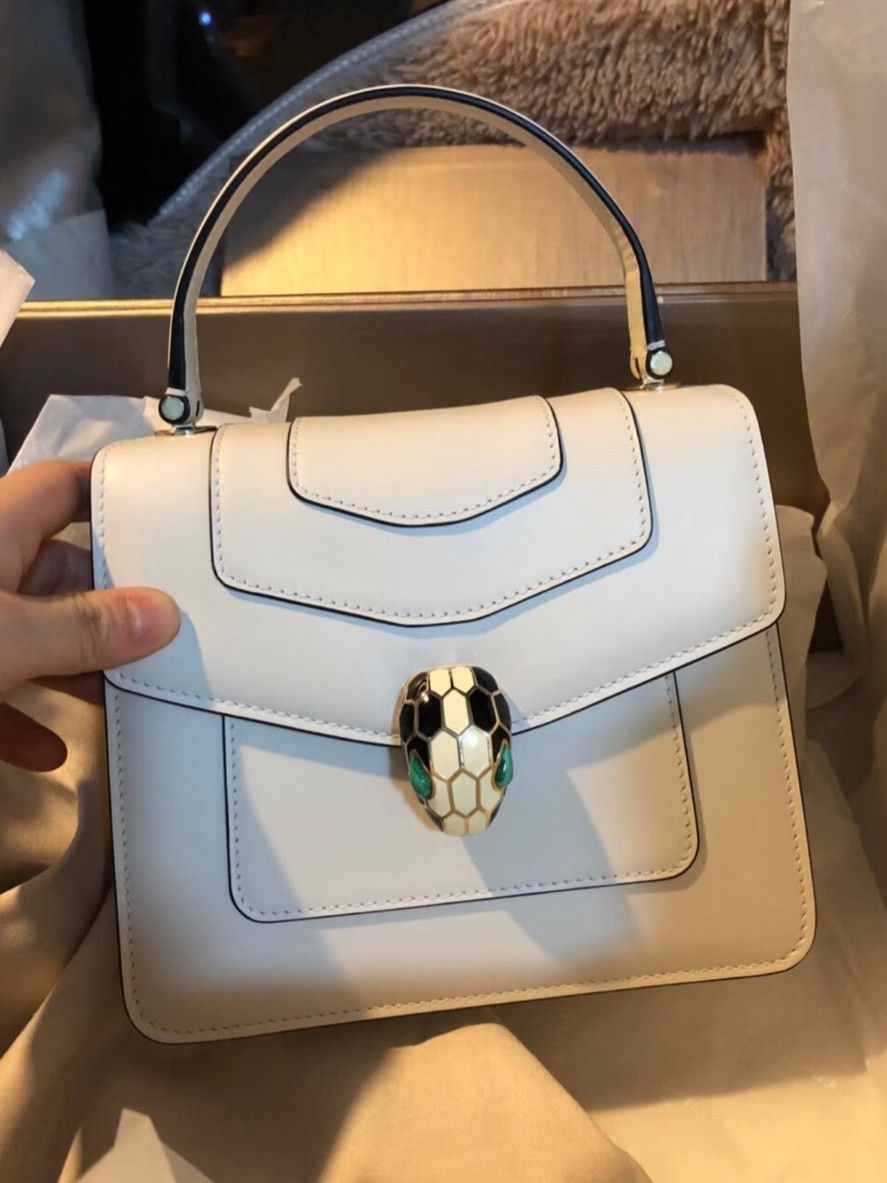 Bvlgari Pre-loved Bag Very good condition Size ONE SIZE - 1 Thumbnail