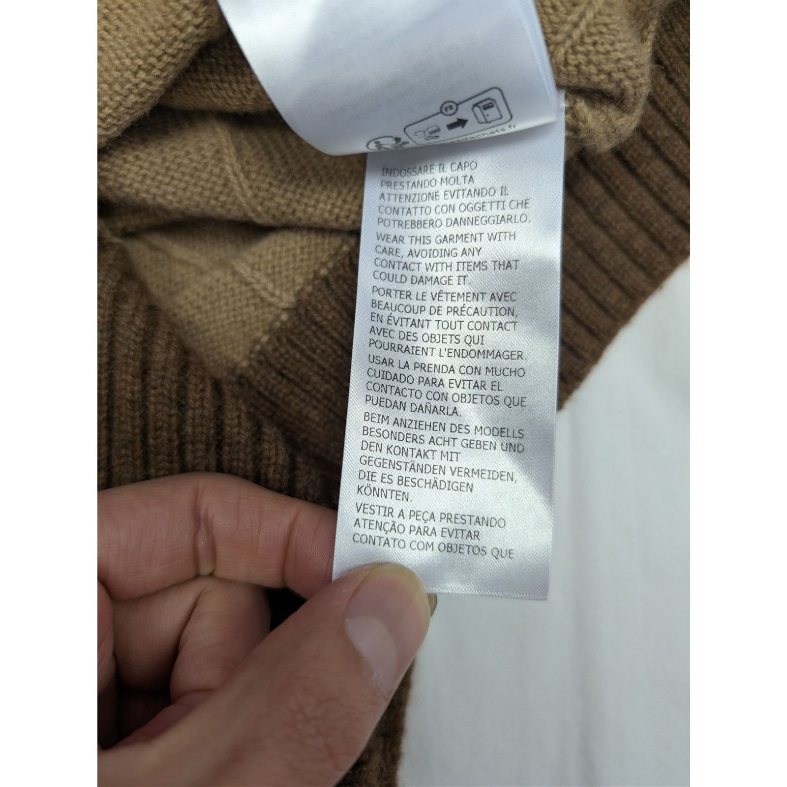 Gucci o1rshd1 Fine Camel Long Sleeve Cardigan Sweater Camel/Brown Size US XL / EU 56 / 4 - 20 Thumbnail