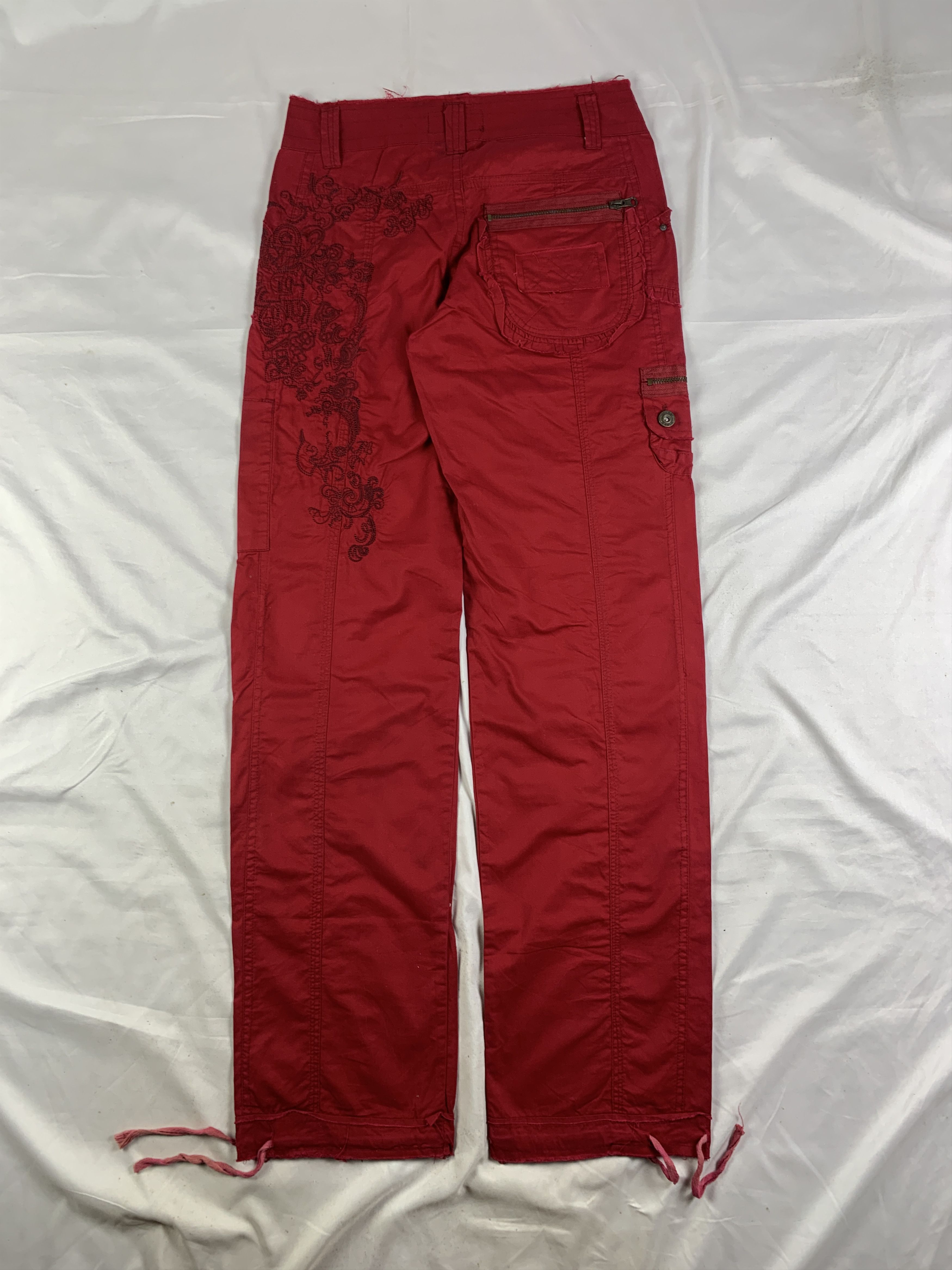 Enyce Enyce Red Tribal Combat Pants (28) Size 28" / US 6 / IT 42 - 1 Thumbnail