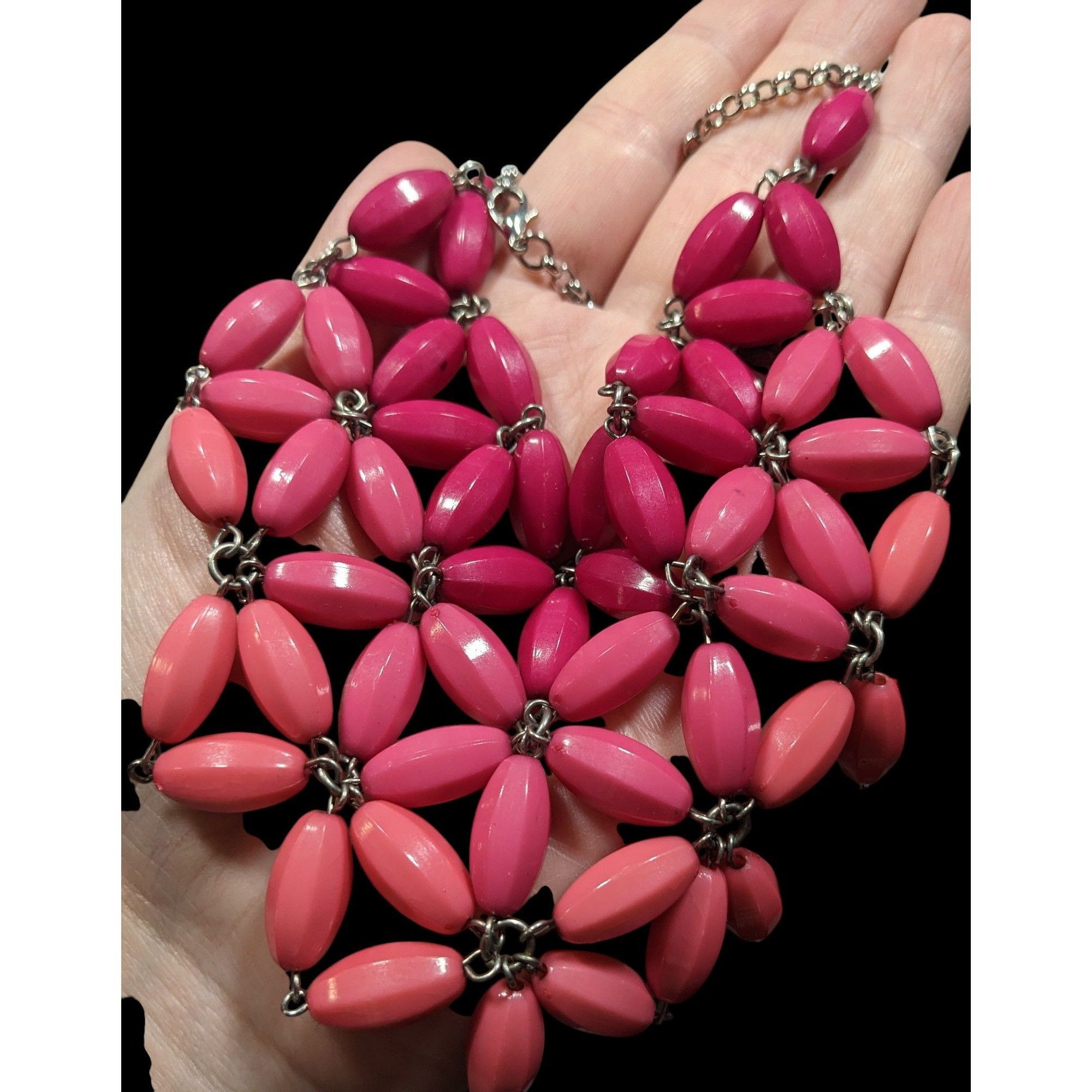 Other Fairycore Pink Ombre Beaded Floral Bib Necklace Size ONE SIZE - 5 Thumbnail