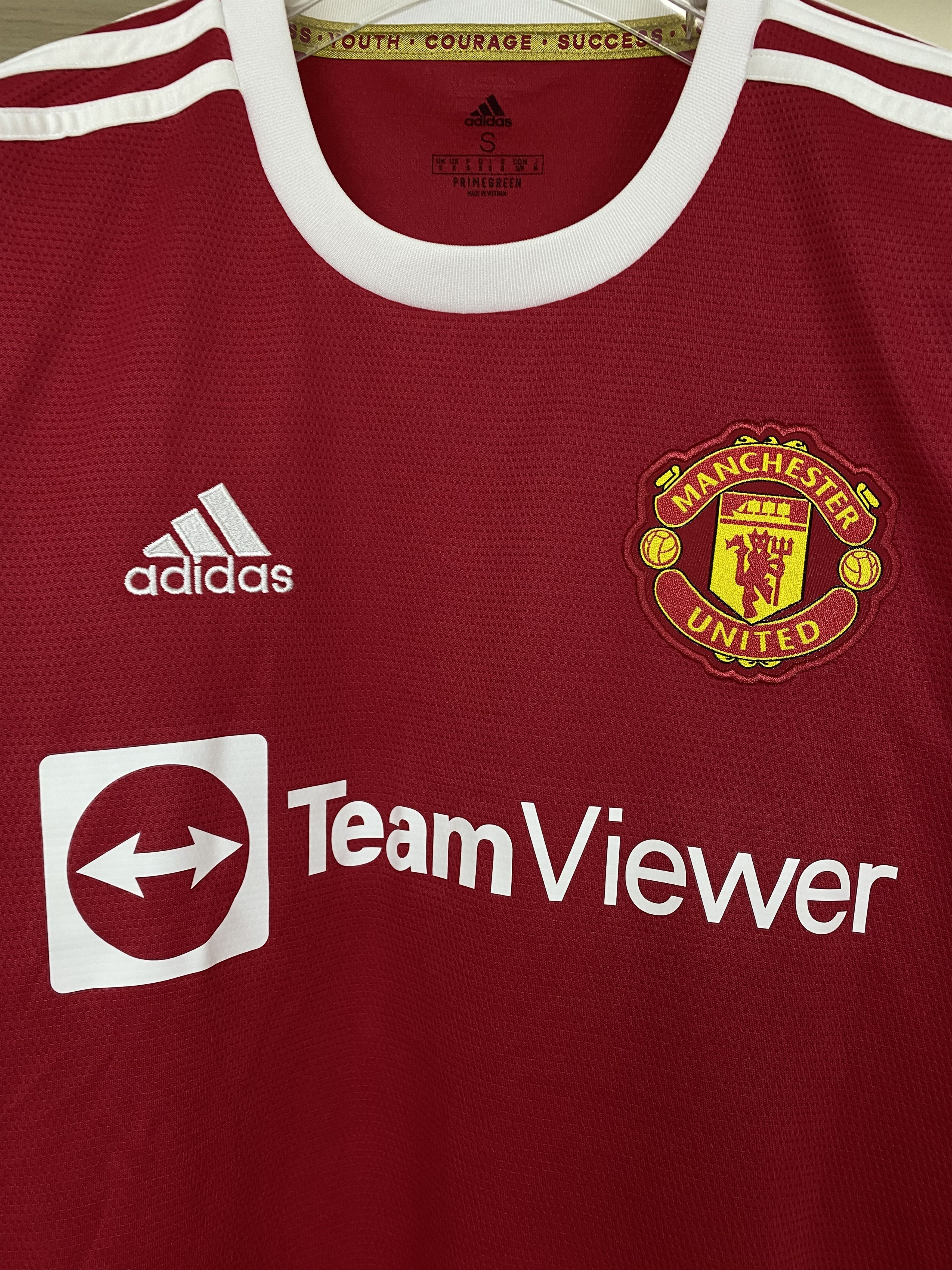 Adidas Manchester United Home Football Shirt 2021/22 Small Adidas Size US S / EU 44-46 / 1 - 3 Thumbnail
