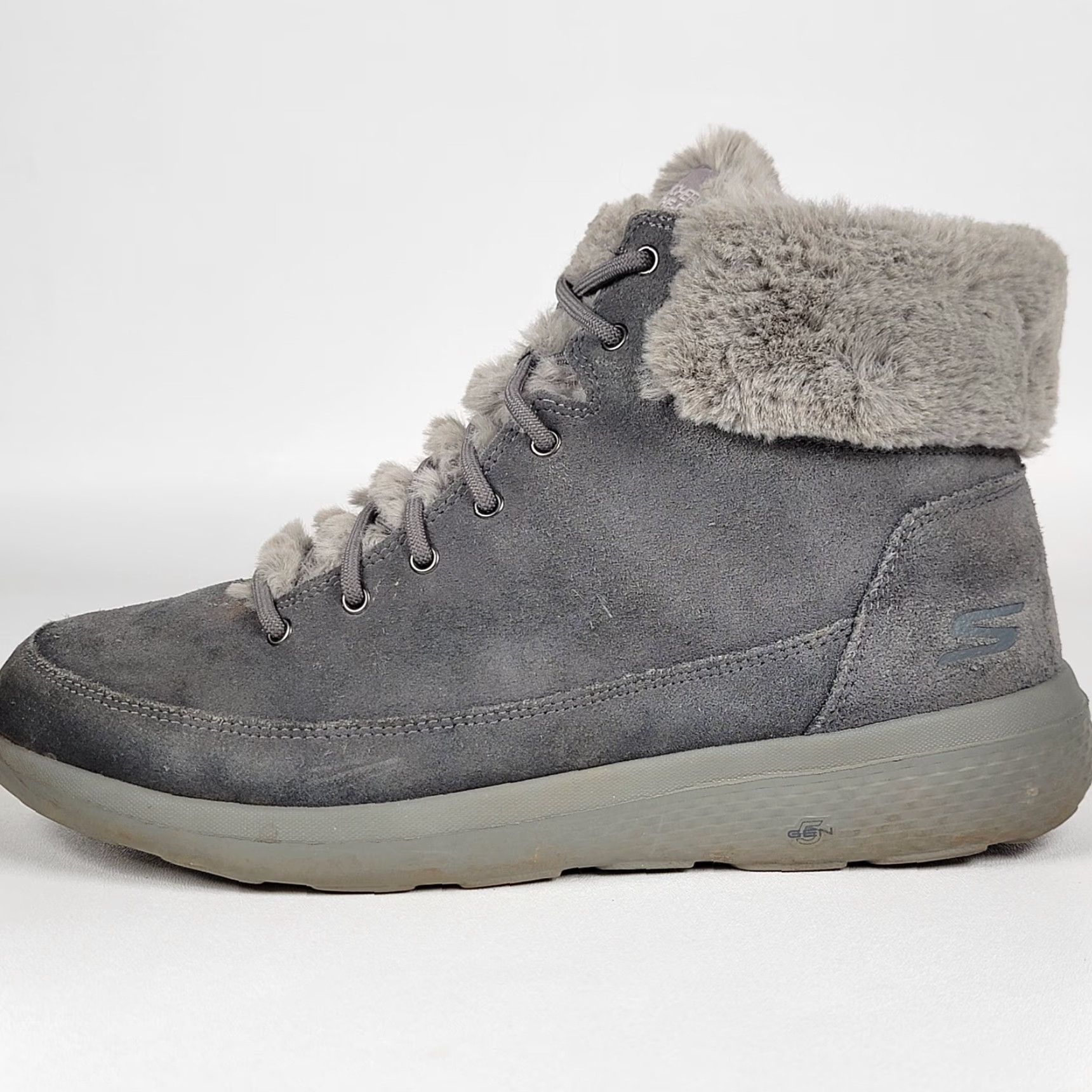 SKECHERS Skechers Women's On The Go Glacial Ultra Cozy Boots Gray Size 11 US 41 EU Size US 11 / IT 41 - 6 Thumbnail