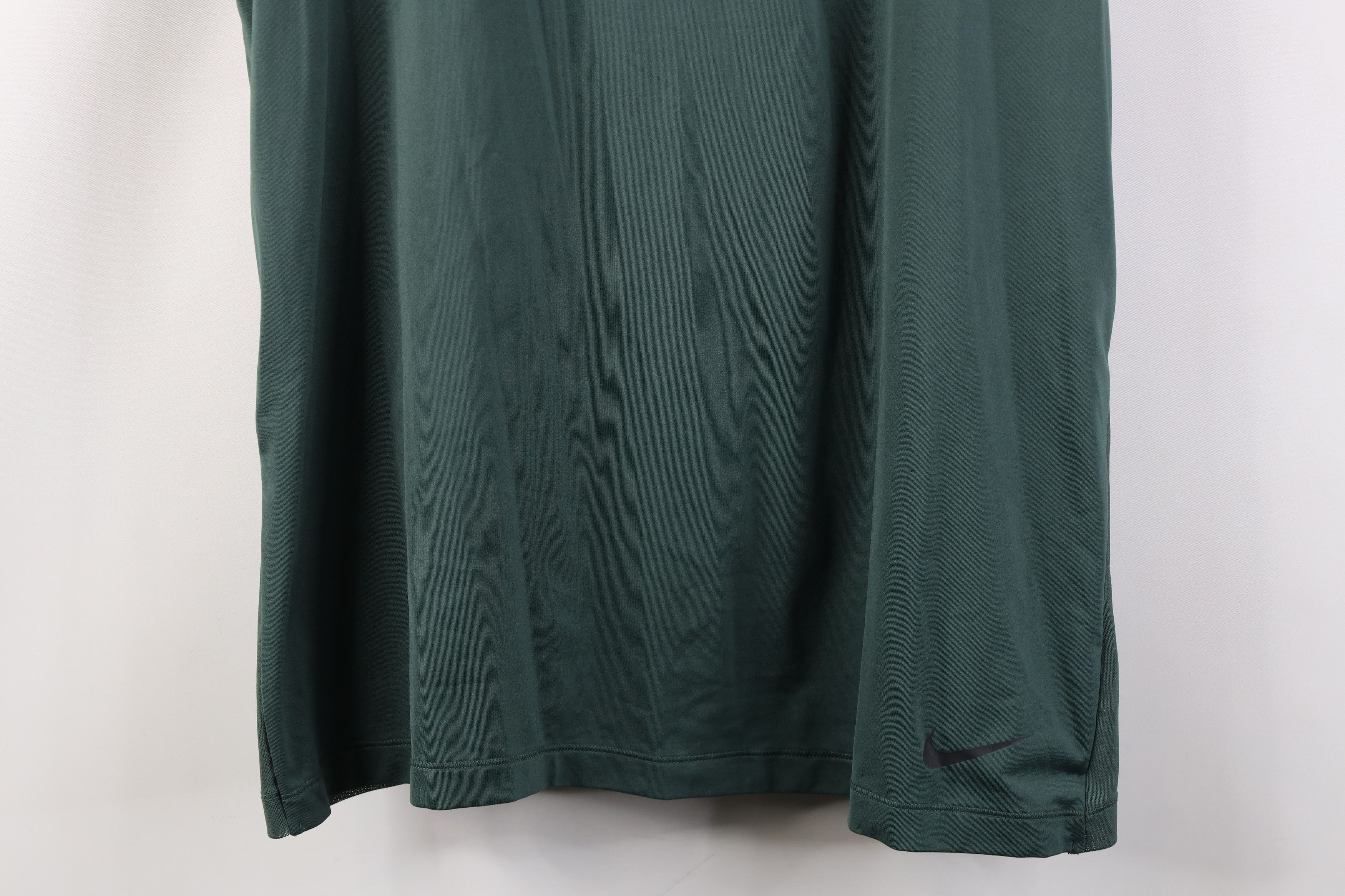 Nike Nike Pro Combat Compression Fitted Sleeveless Muscle T-Shirt Size XL / US 12-14 / IT 48-50 - 3 Thumbnail