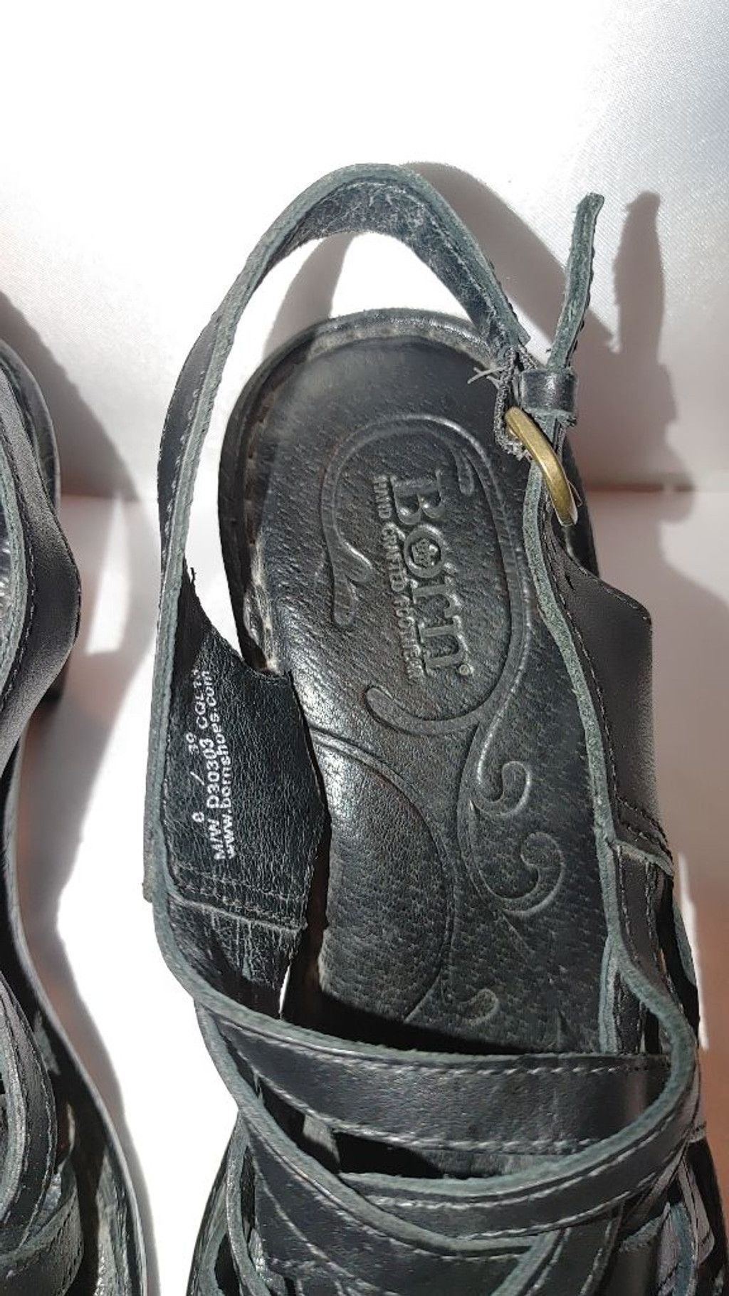 Born Born Leather Strappy Sandals Size 8 Size US 8 / IT 38 - 6 Thumbnail