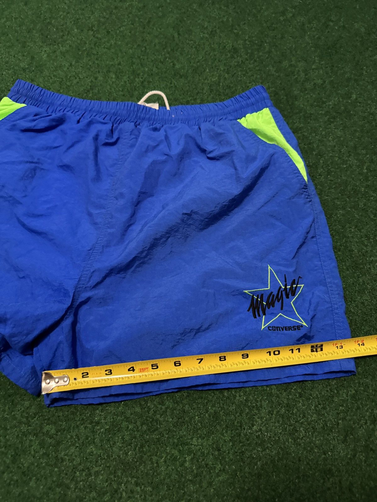 Converse Vintage 80s 90s Converse Magic Johnson Nylon Retro Shorts Size US 34 / EU 50 - 10 Thumbnail