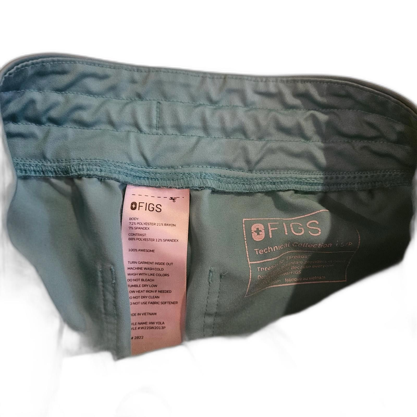 Designer FIGS Women’s Small Teal Scrub Pants Size 28" / US 6 / IT 42 - 5 Thumbnail