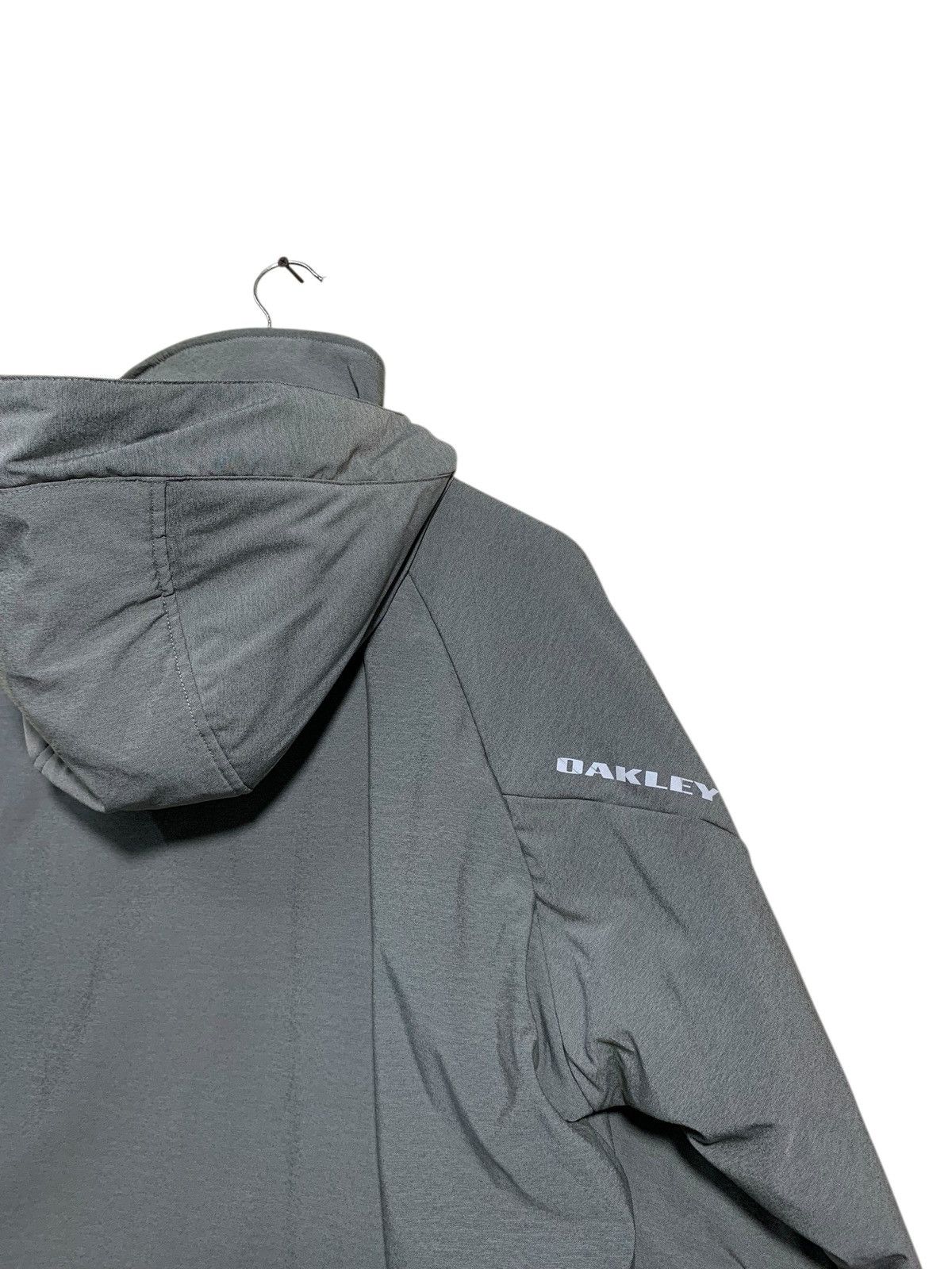 Oakley 🔥OAKLEY PUFFER OUTDOOR GEAR JACKETS GREY Size US XL / EU 56 / 4 - 8 Thumbnail