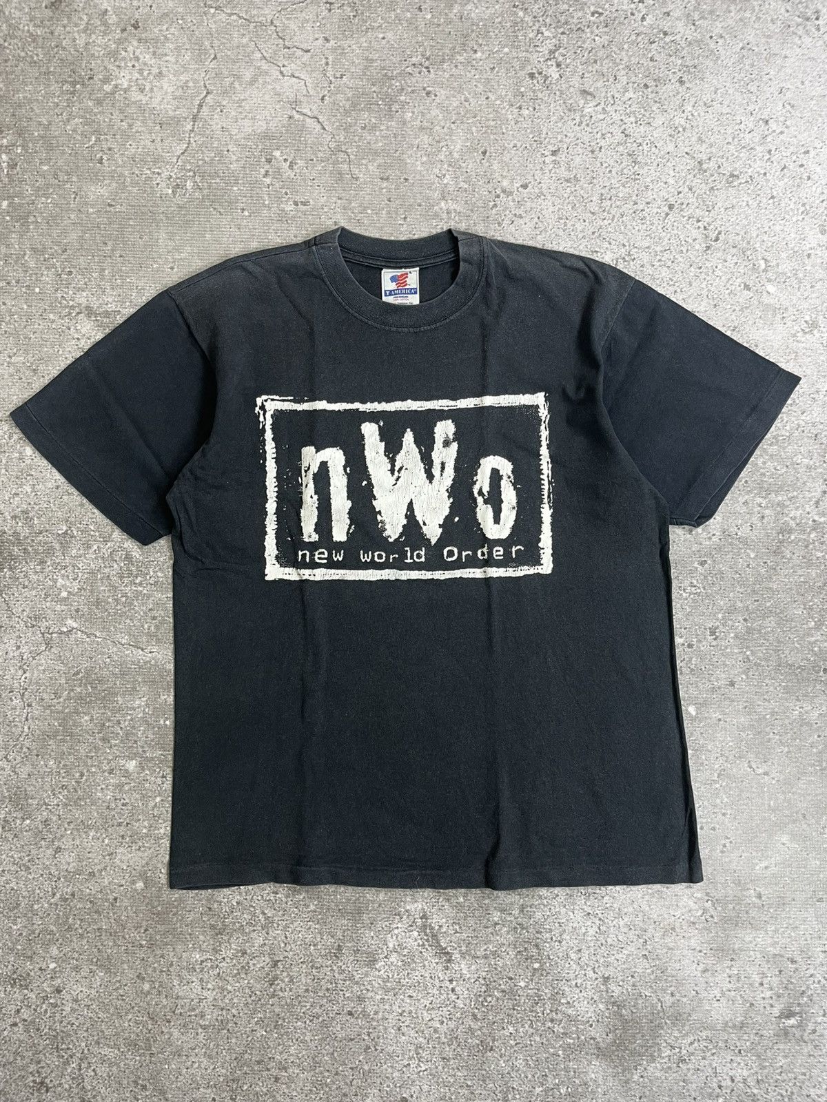 WCW/nWo Vintage NWO T-shirt Size US L / EU 52-54 / 3 - 1 Thumbnail