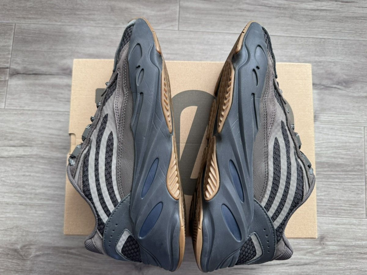 Adidas × Yeezy Yeezy Boost 700 V2 men size 9.5 Size US 9.5 / EU 42-43 - 5 Thumbnail