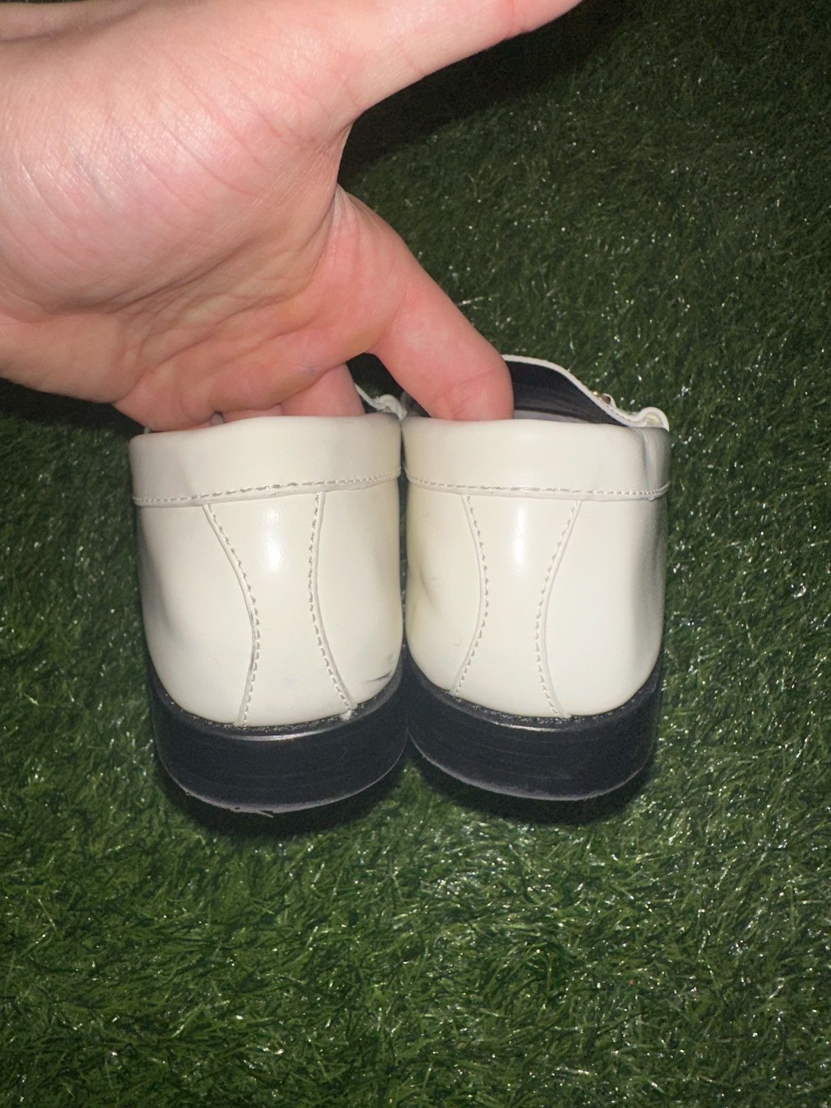 Celine Celine White Leather Luco Triomphe Chain Loafers Size 38 Size US 6 / EU 39 - 5 Thumbnail