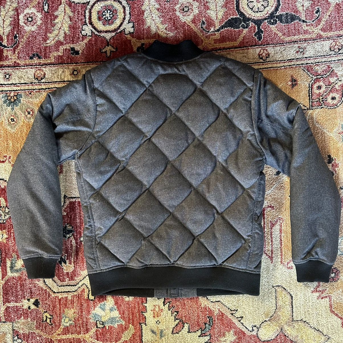 Eddie Bauer Eddie Bauer 1936 Skyliner Model Down Jacket Size US M / EU 48-50 / 2 - 2 Thumbnail