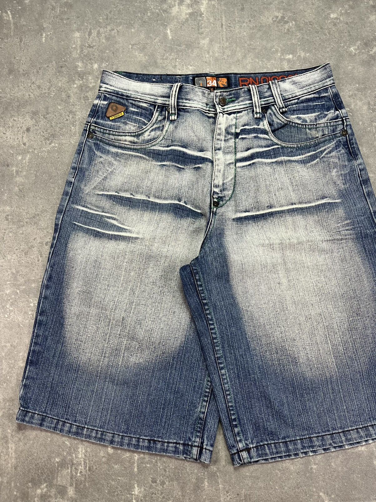 Akademiks Akademiks Big Logo Spellout Cyber Denim Shorts Jorts 34 Size US 34 / EU 50 - 3 Thumbnail