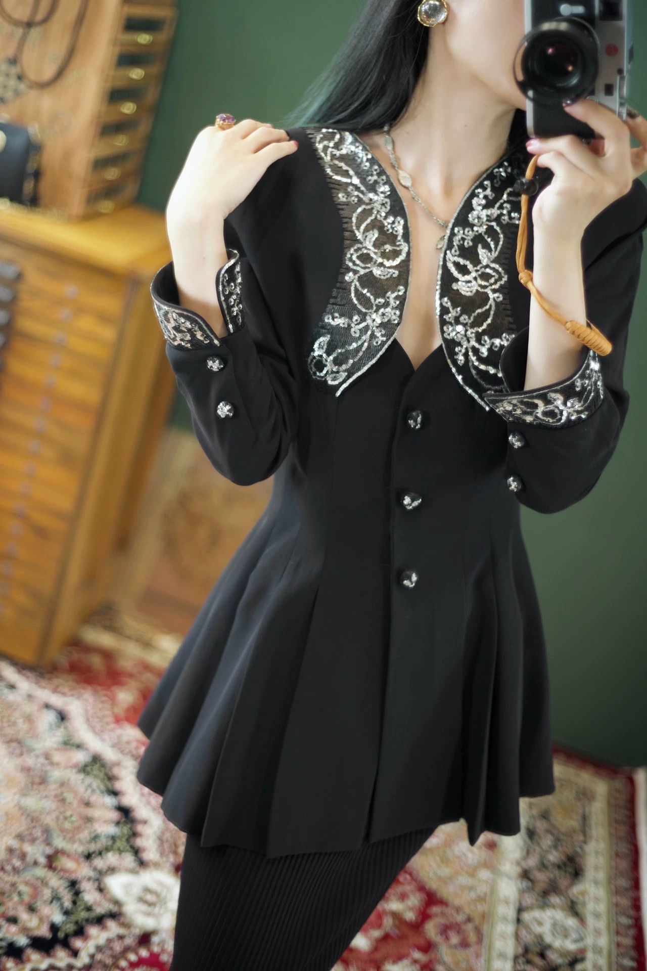 Karl Lagerfeld Karl Lagerfeld Vtg Beaded A-line Blazer Black Silver FR40 Size M / US 6-8 / IT 42-44 - 8 Thumbnail
