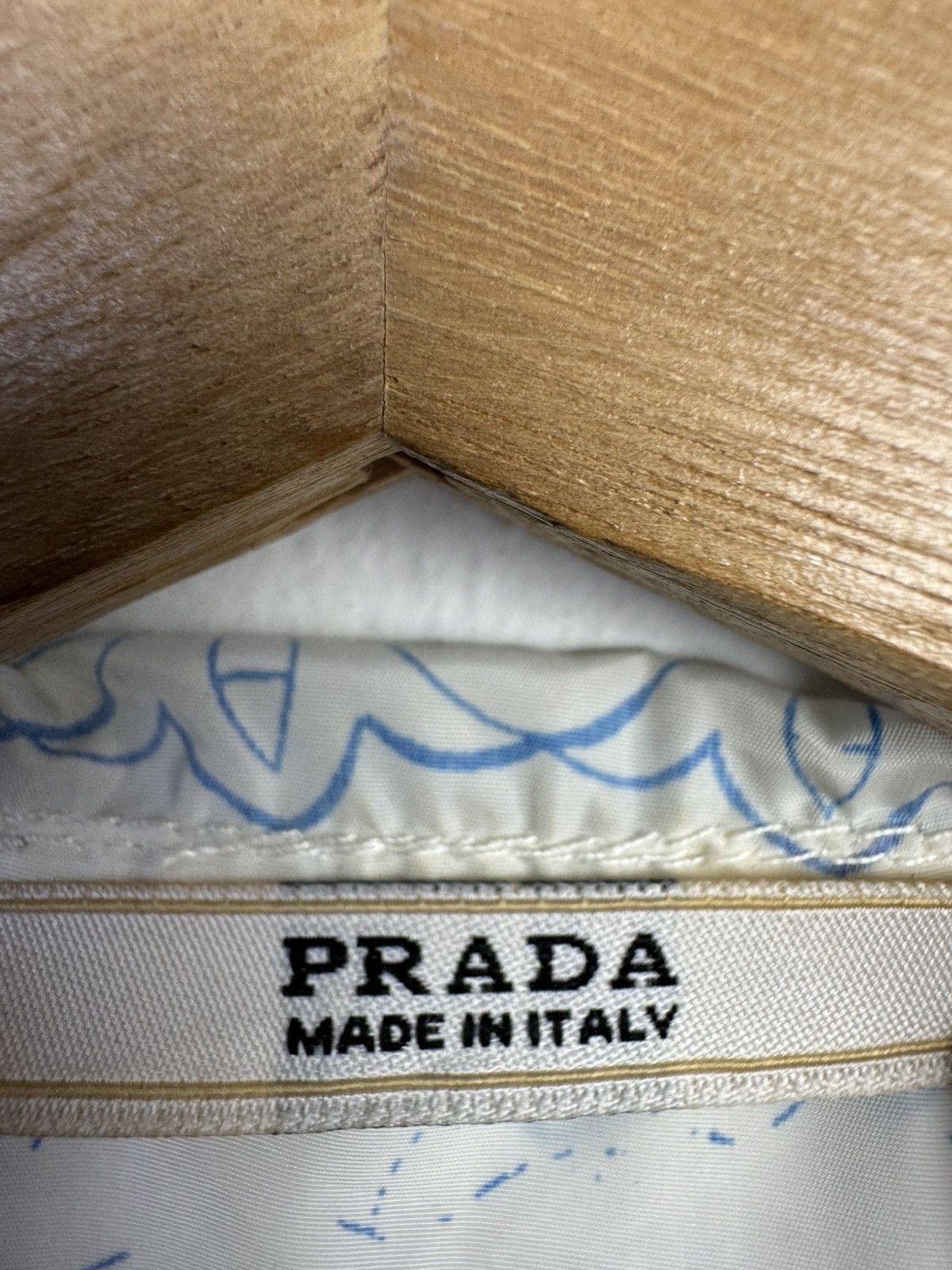 Prada Prada Short Sleeve Nylon Blouses Jacket Hoodie Size M / US 6-8 / IT 42-44 - 7 Thumbnail