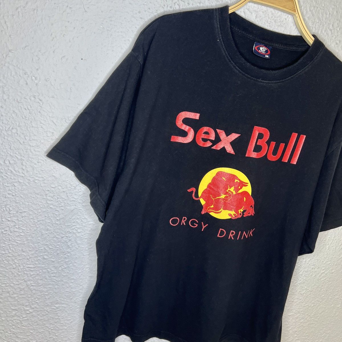 Vintage Vintage Bull Sex Drink Porn Star Style Humor T-shirt Tee Size US XXL / EU 58 / 5 - 2 Thumbnail