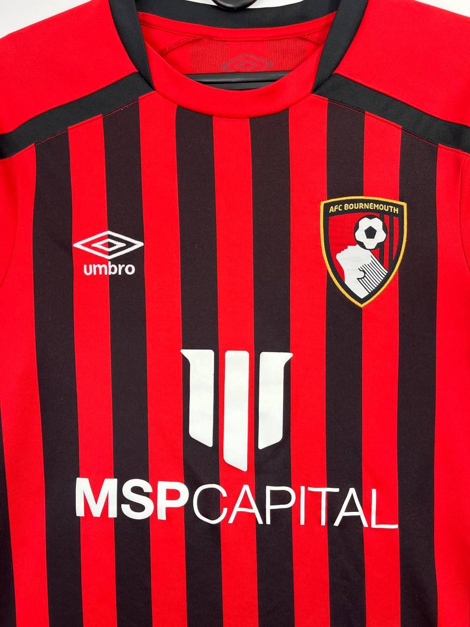 Umbro AFC Bournemouth 2021 22 Home Shirt Football Jersey Size S Size US L / EU 52-54 / 3 - 2 Thumbnail
