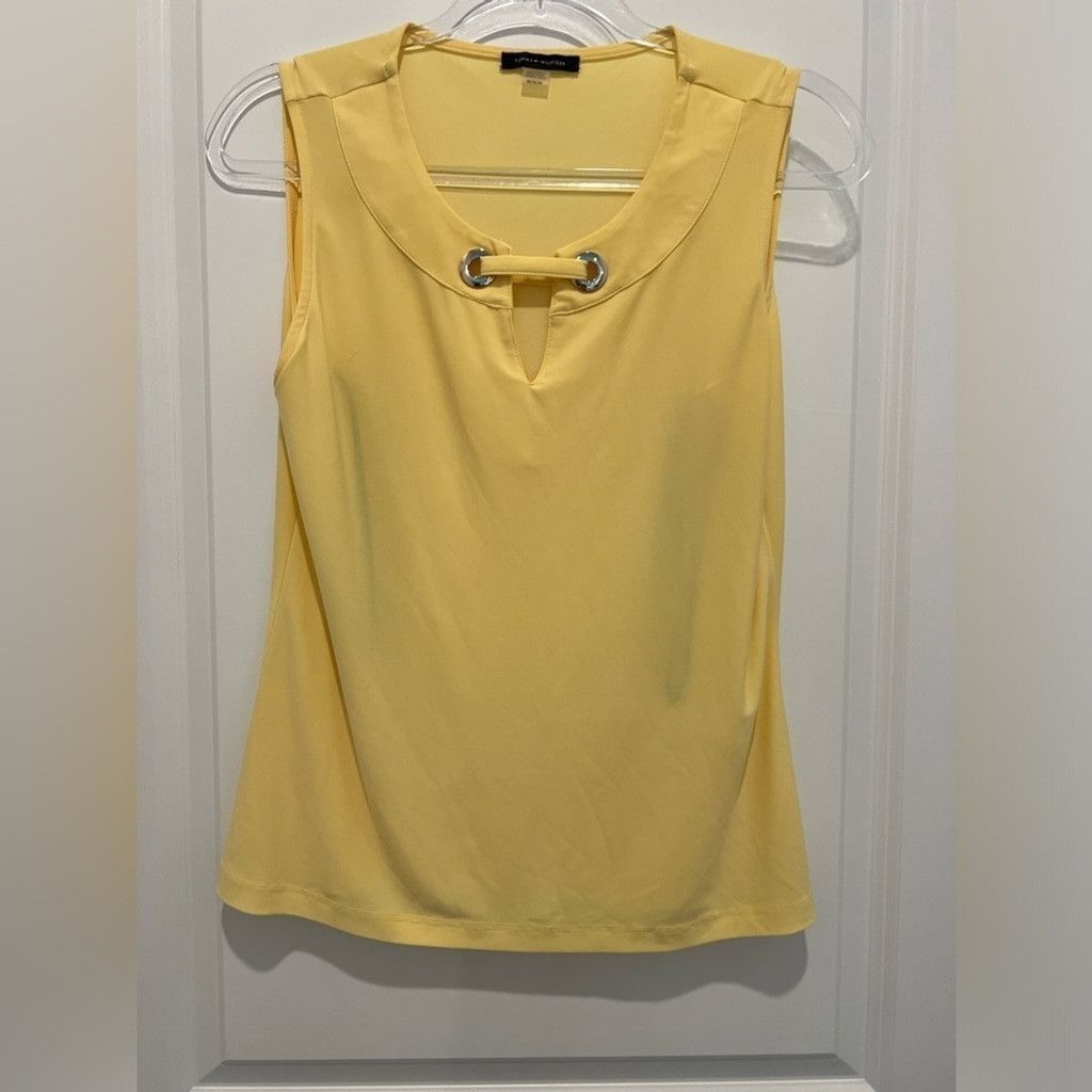 Tommy Hilfiger Gently worn Tommy Hilfiger yellow sleeveless top Size L / US 10 / IT 46 - 1 Thumbnail