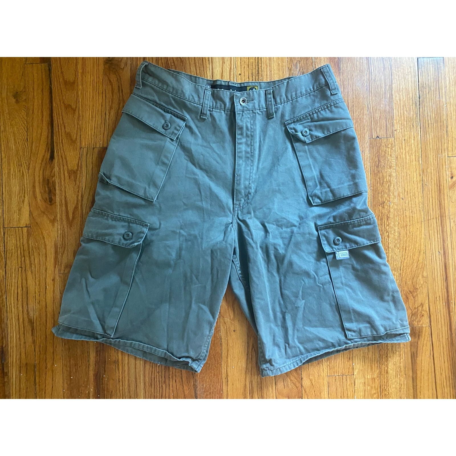 Levi's VTG Levis Silvertab Khakis Shorts Green Cargo 4Pocket Y2K 36 Size US 36 / EU 52 - 1 Thumbnail