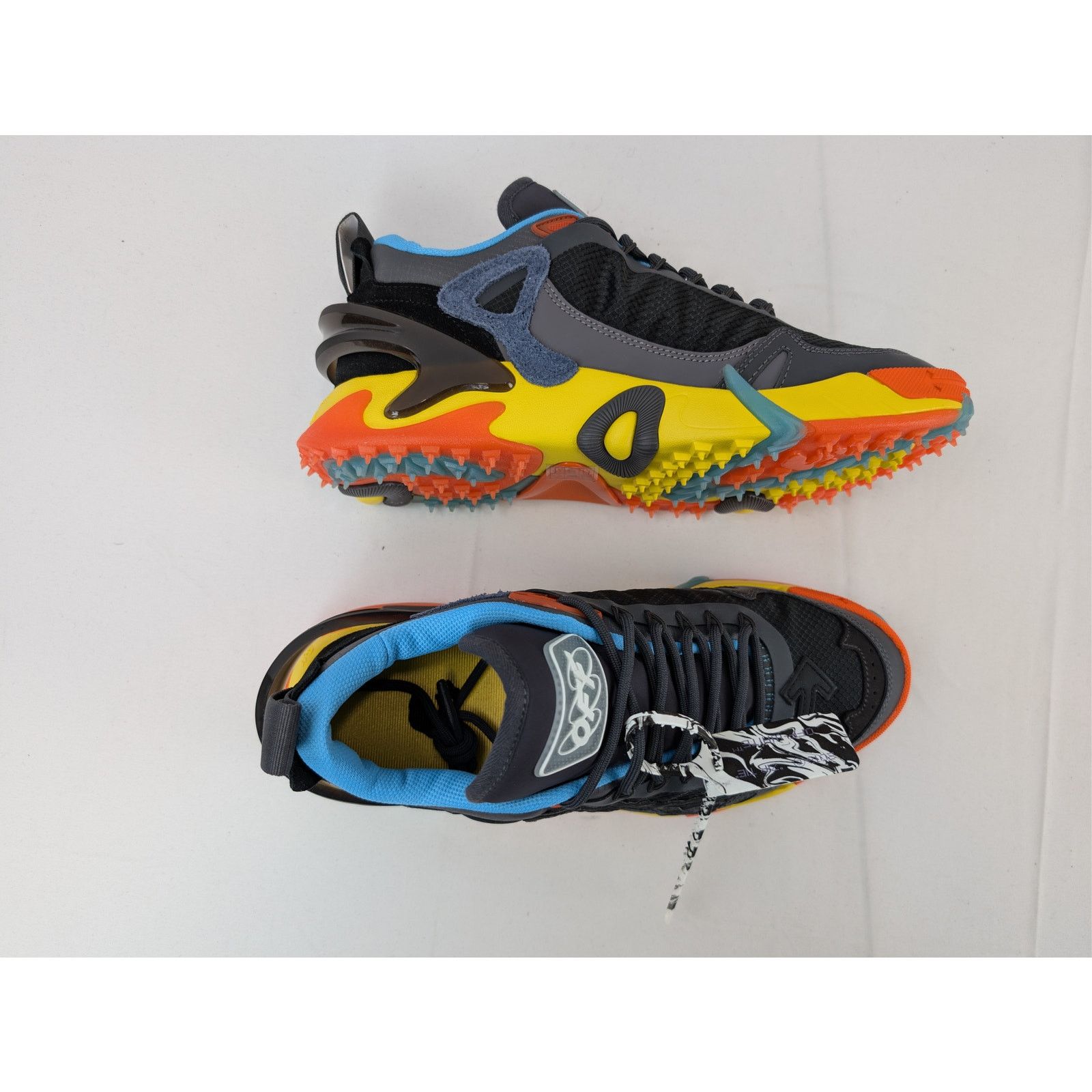 Off-White o1rshd1 Q:2 / OSDY 2000 Low top Sneakers in Yellow/Black Size US 11 / EU 44 - 1 Thumbnail