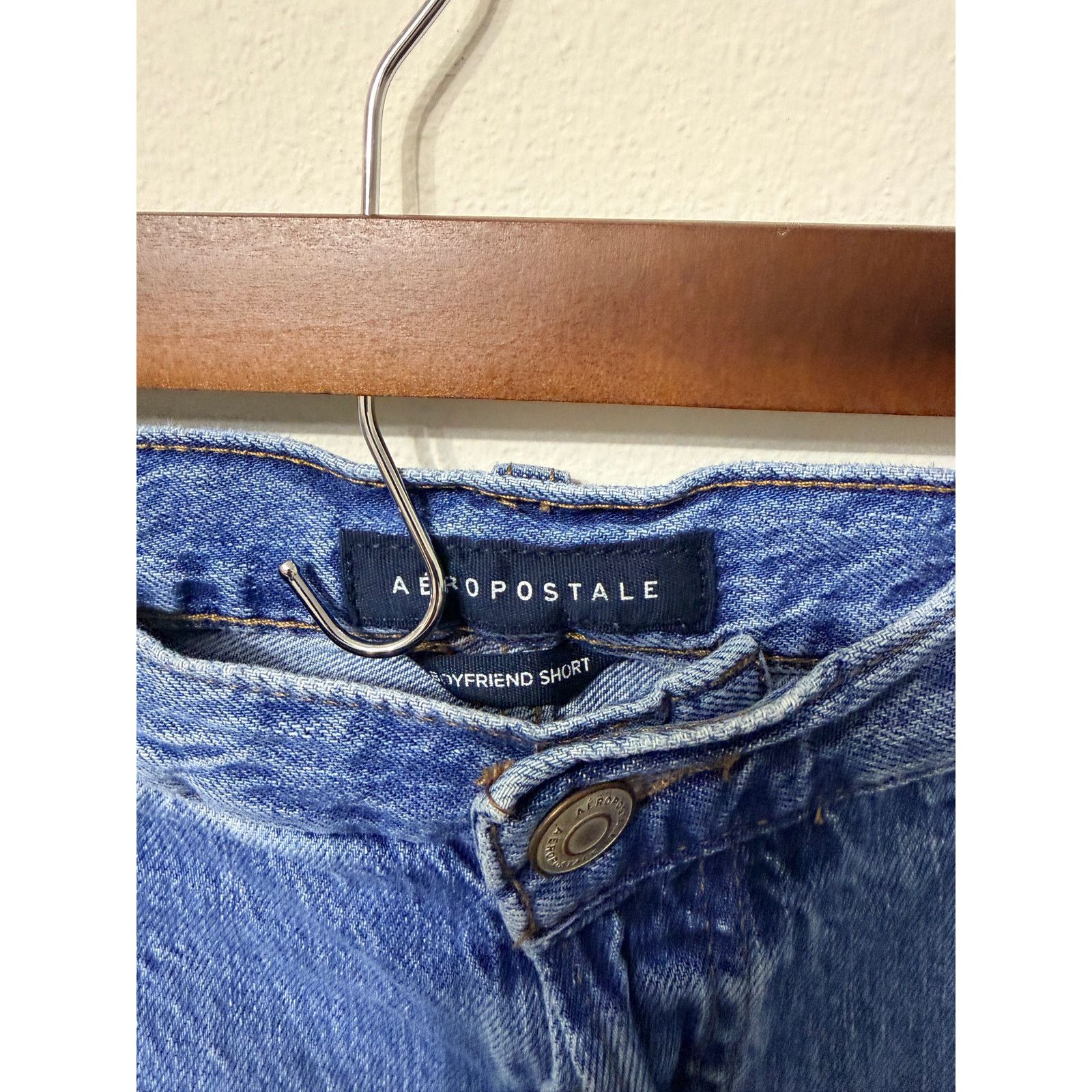 Aeropostale Preloved Aeropostale Women's Boyfriend Short Sz 16 Size 38" / US 16 / IT 52 - 3 Thumbnail