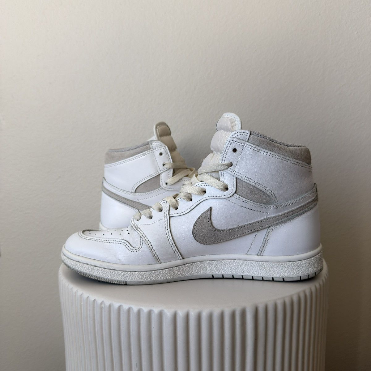 Nike Air Jordan 1 Retro High ‘85 OG ‘Neutral Grey’ Size US 9.5 / EU 42-43 - 6 Thumbnail