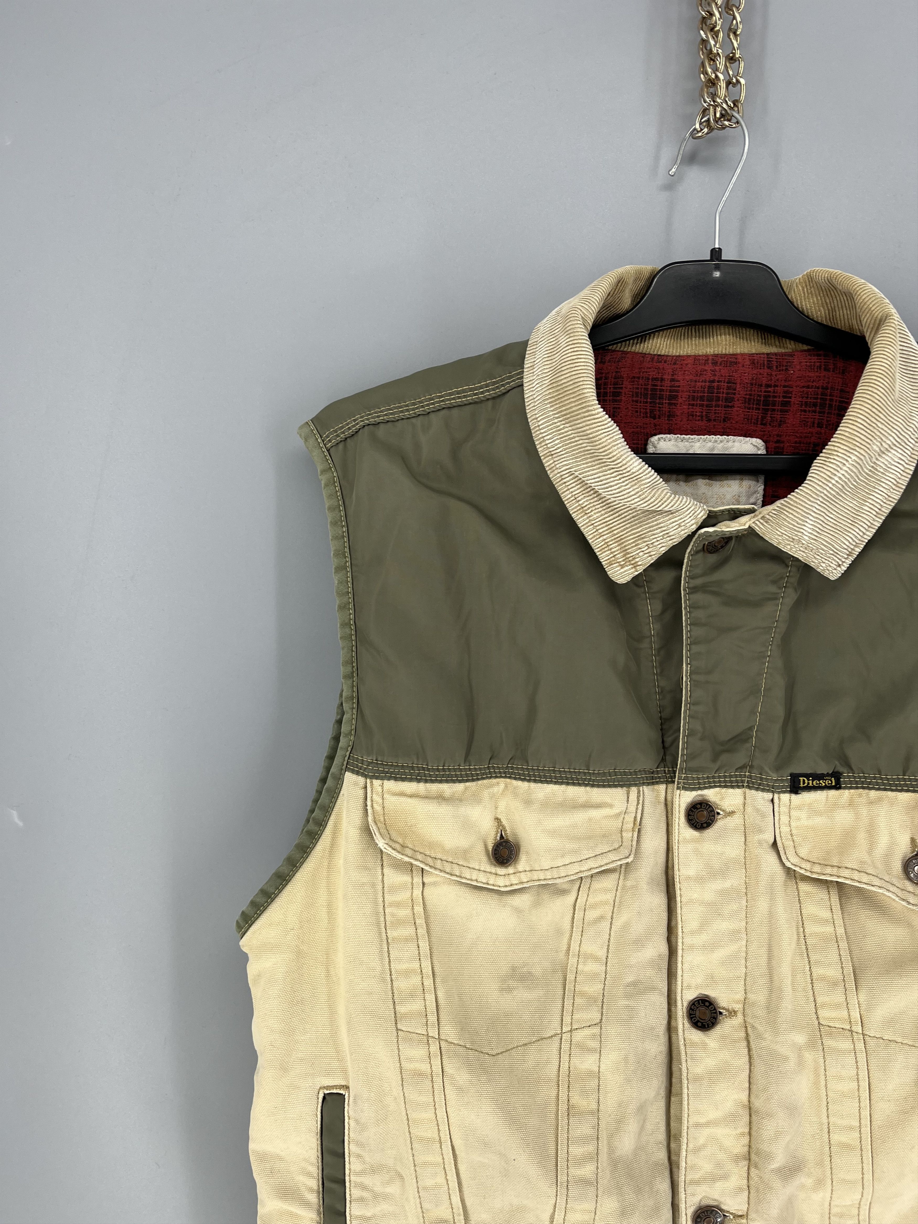 Diesel Vintage Diesel Vest Mens M Made In Italy Beige Canvas Size US M / EU 48-50 / 2 - 4 Thumbnail