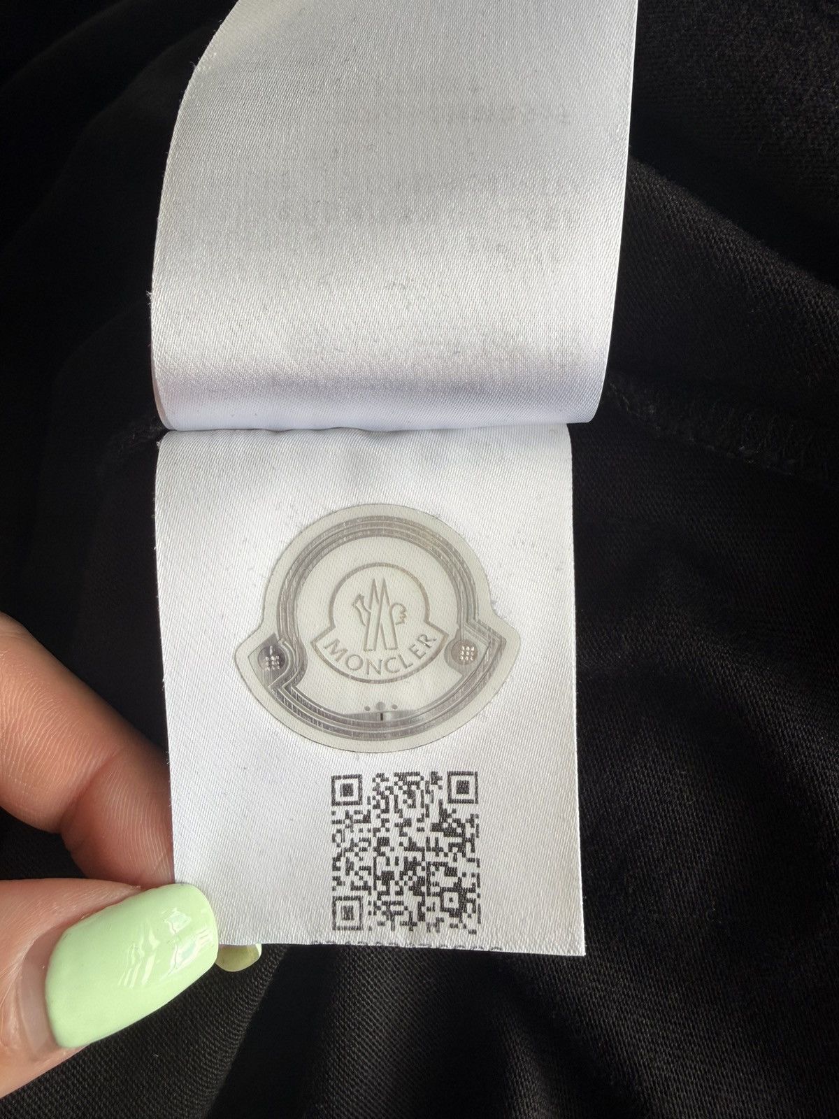 Moncler Moncler Tshirt Size US XL / EU 56 / 4 - 12 Thumbnail