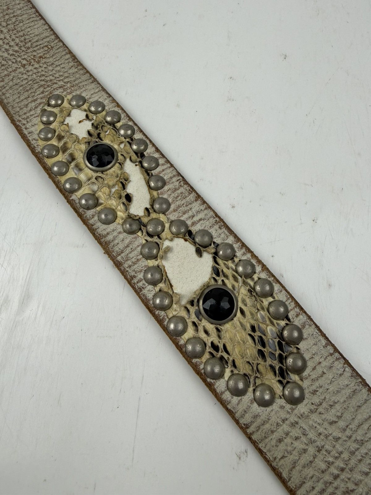 Japanese Brand distressed studded leather belt tc54 Size 34 - 4 Thumbnail