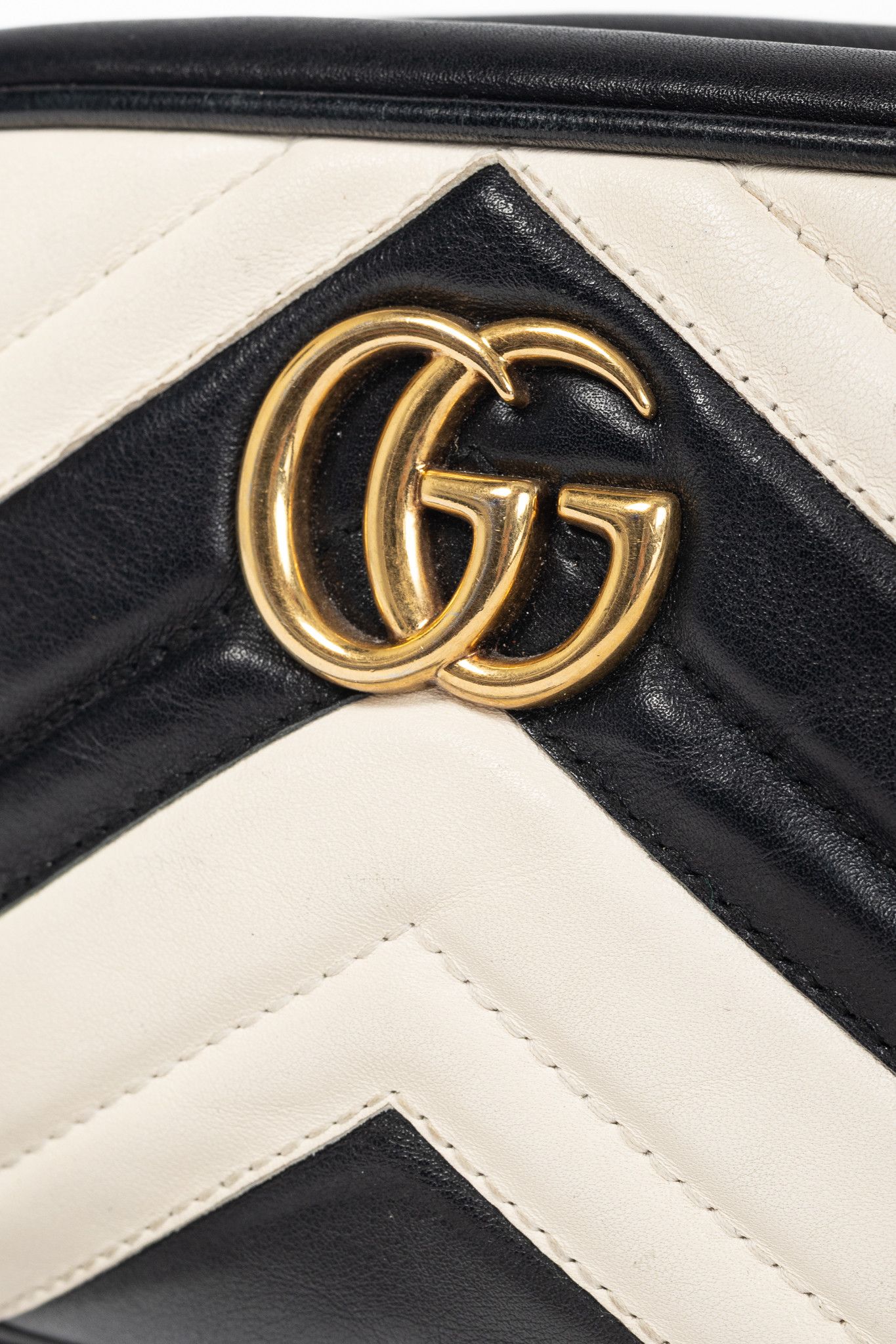 Gucci Gucci GG Marmont Black & Creme Chevron Mini Camera Bag Size ONE SIZE - 11 Thumbnail
